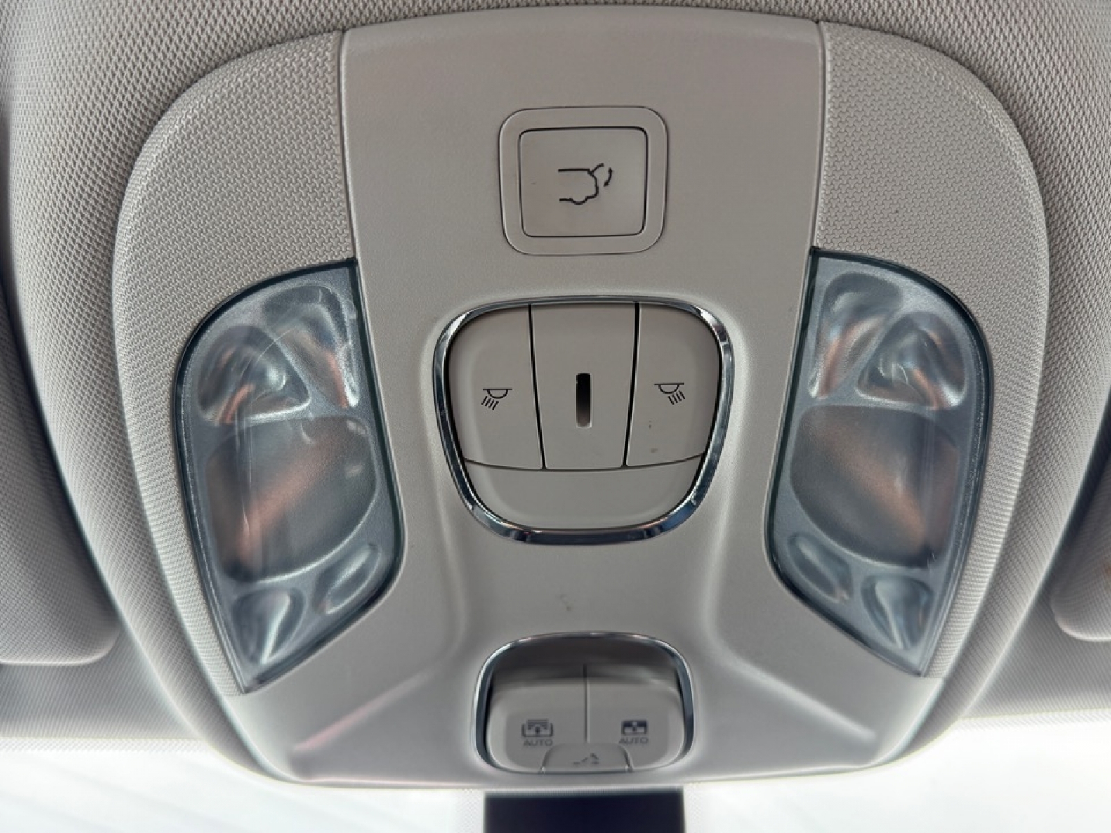 2018 Jeep Compass Trailhawk 4x4, 39464, Photo