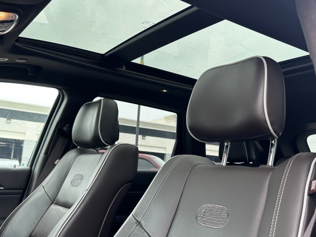 2018 Jeep Grand Cherokee Overland, 35783, Photo