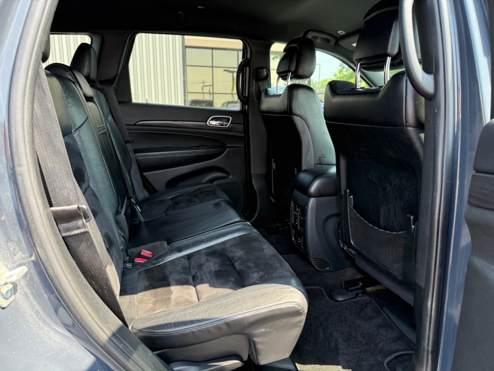 2018 Jeep Grand Cherokee Altitude photo 14