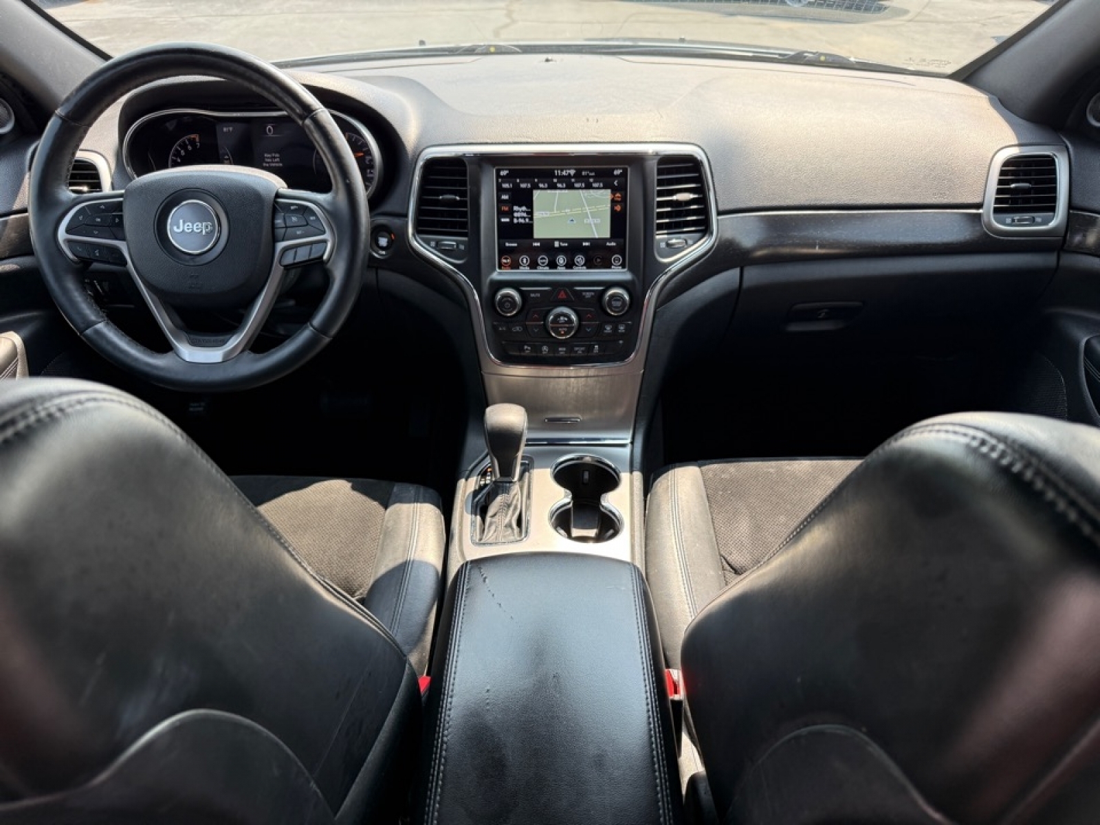 2018 Jeep Grand Cherokee Altitude photo 19