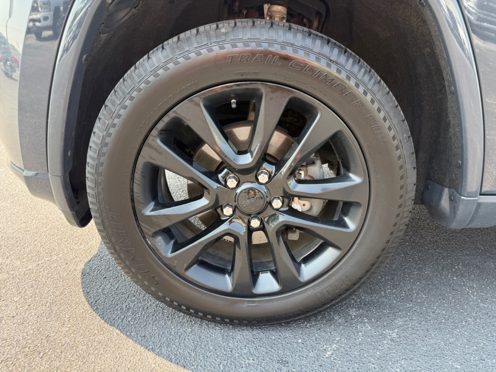 2018 Jeep Grand Cherokee Altitude photo 35
