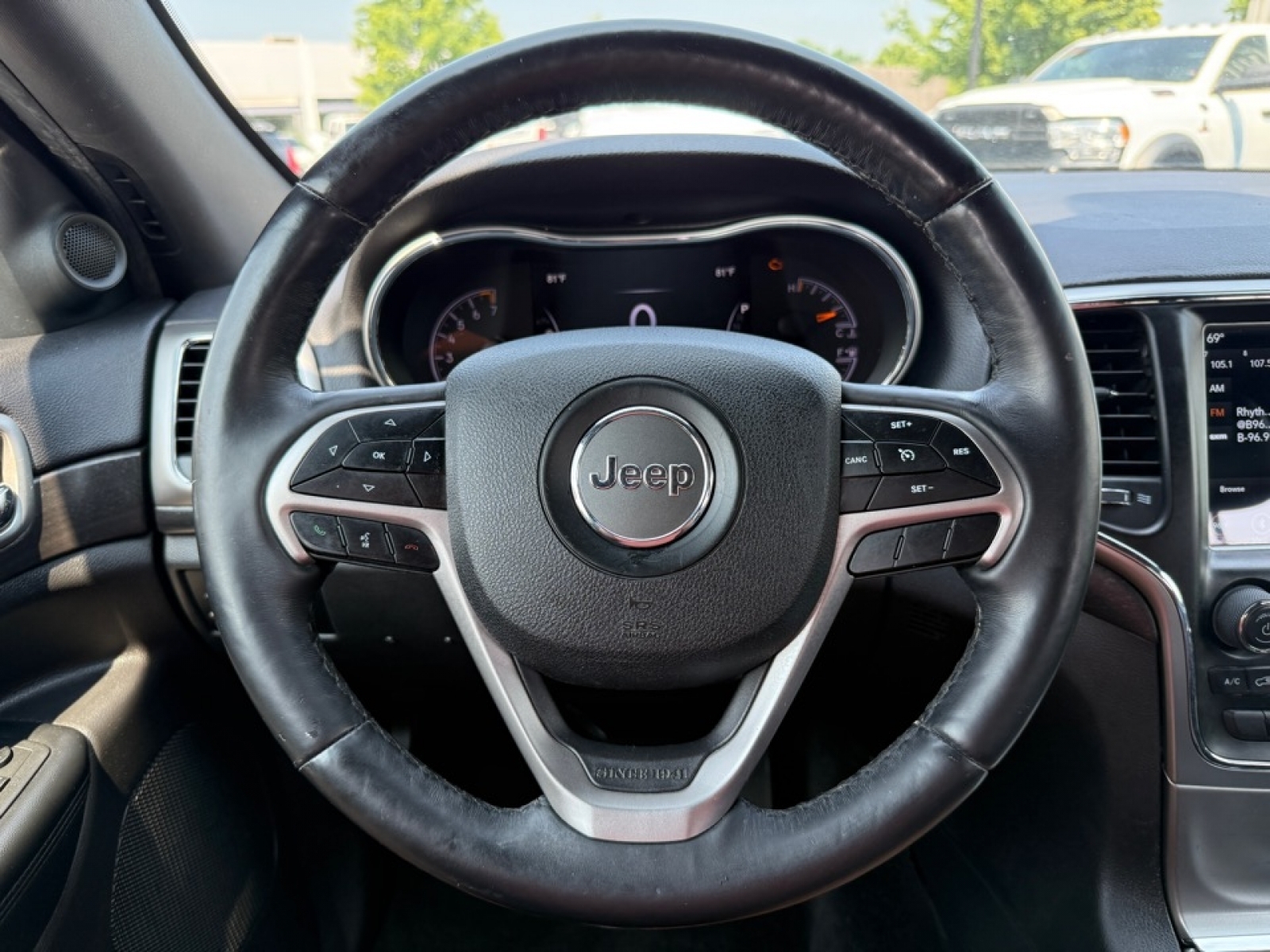2018 Jeep Grand Cherokee Altitude photo 20