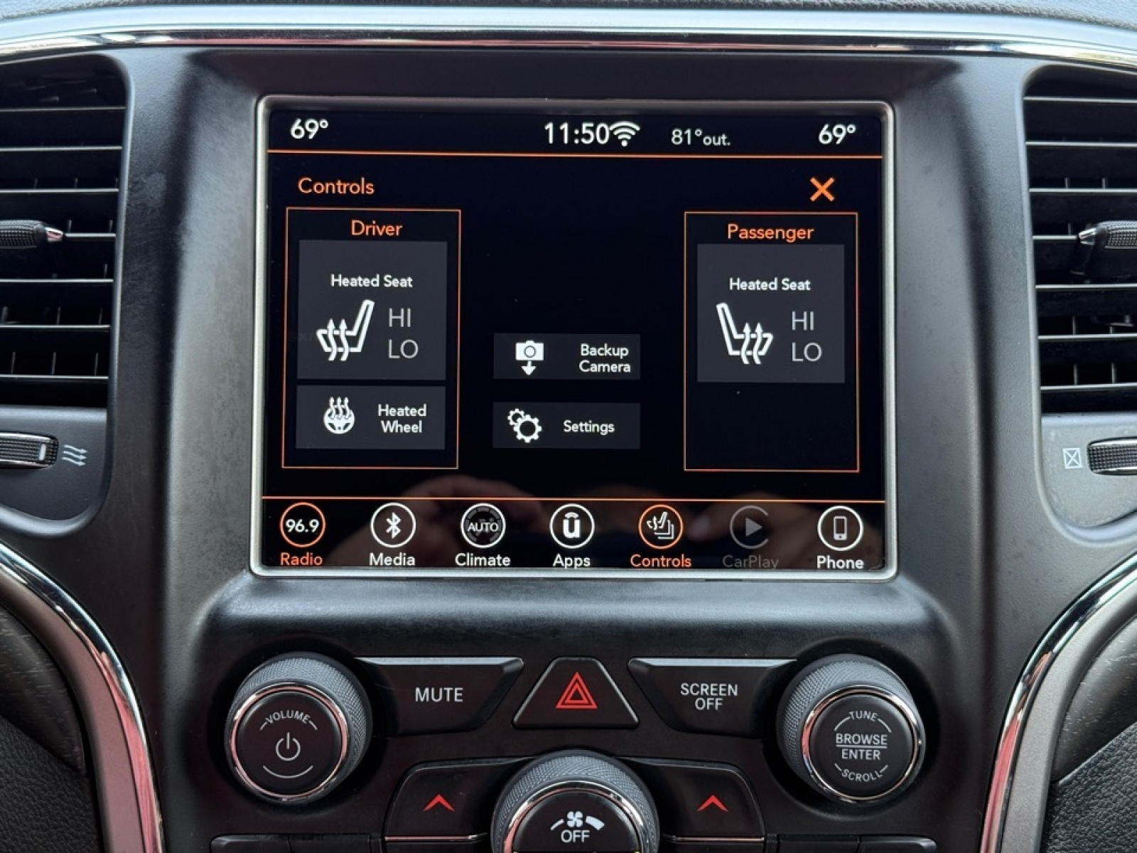 2018 Jeep Grand Cherokee Altitude photo 26