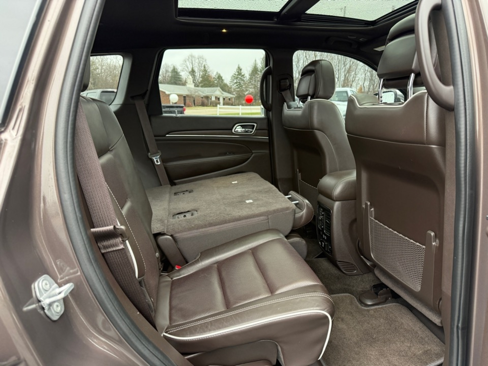 2018 Jeep Grand Cherokee Overland 4x4, 38460A, Photo