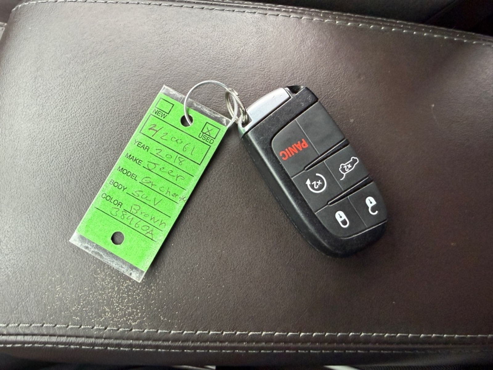 2018 Jeep Grand Cherokee Overland 4x4, 38460A, Photo