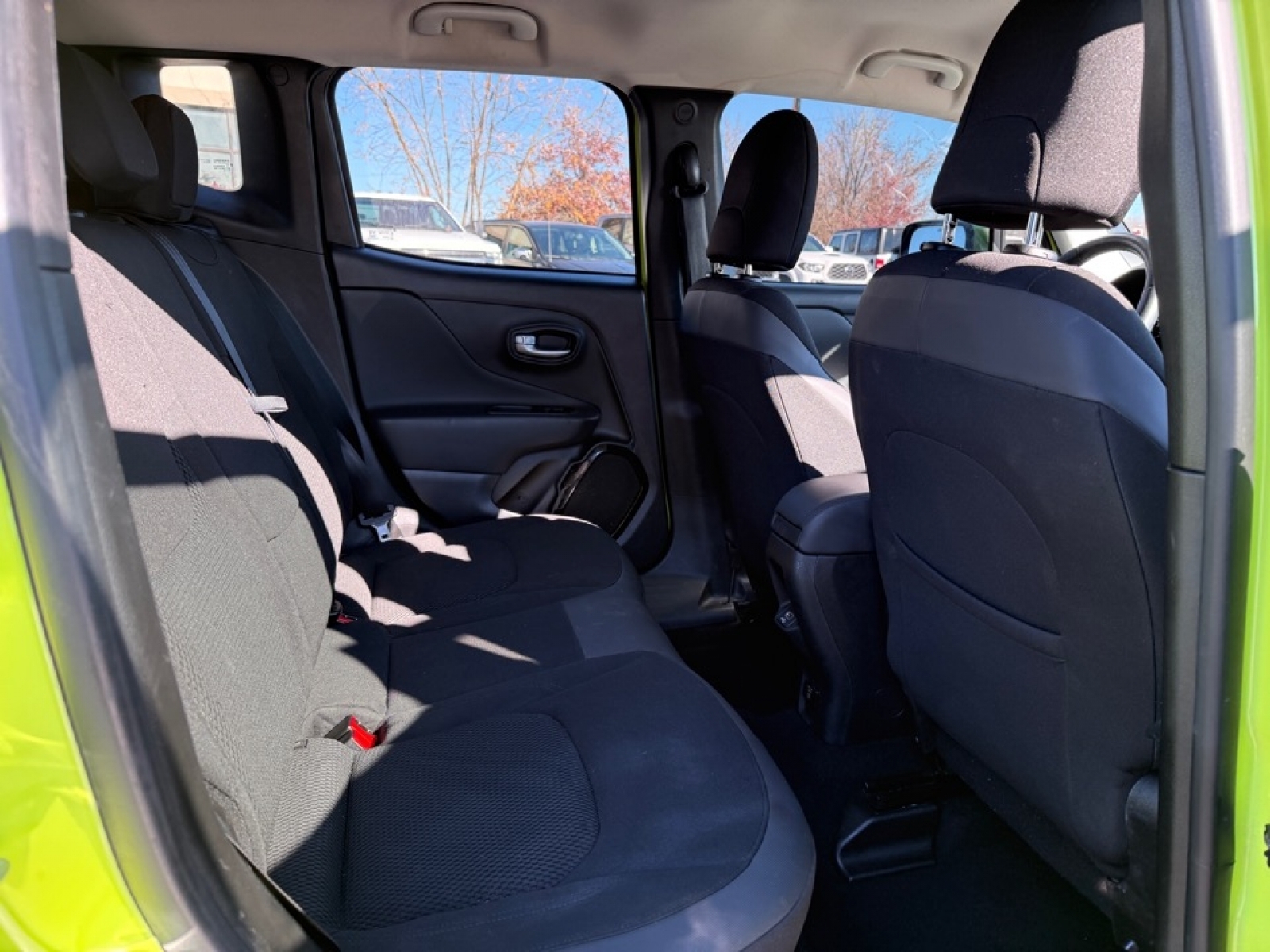 2018 Jeep Renegade Altitude 4x4, 39124, Photo