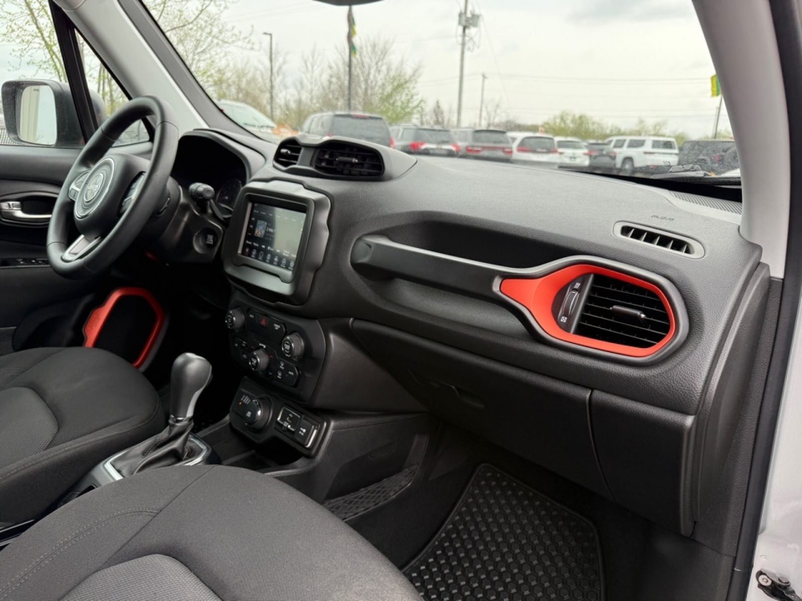 2018 Jeep Renegade Upland Edition 4x4, 39711, Photo