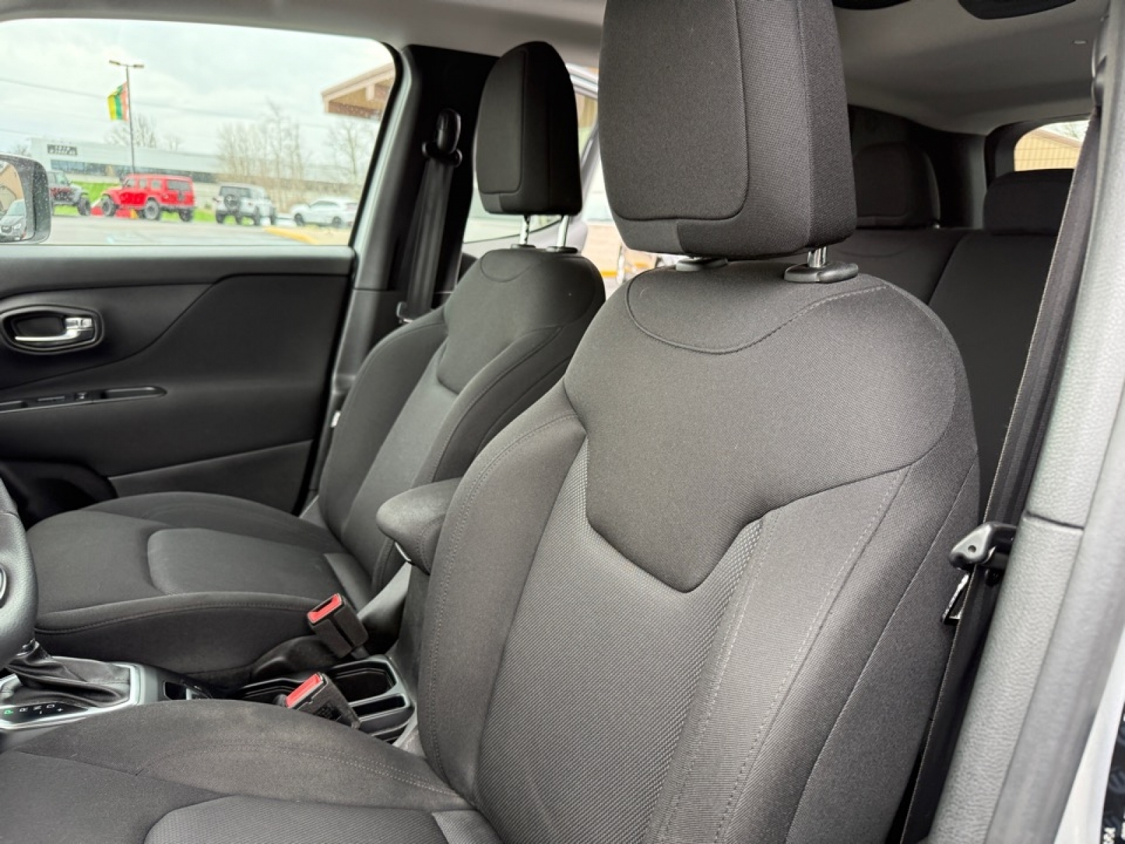 2018 Jeep Renegade Upland Edition 4x4, 39711, Photo