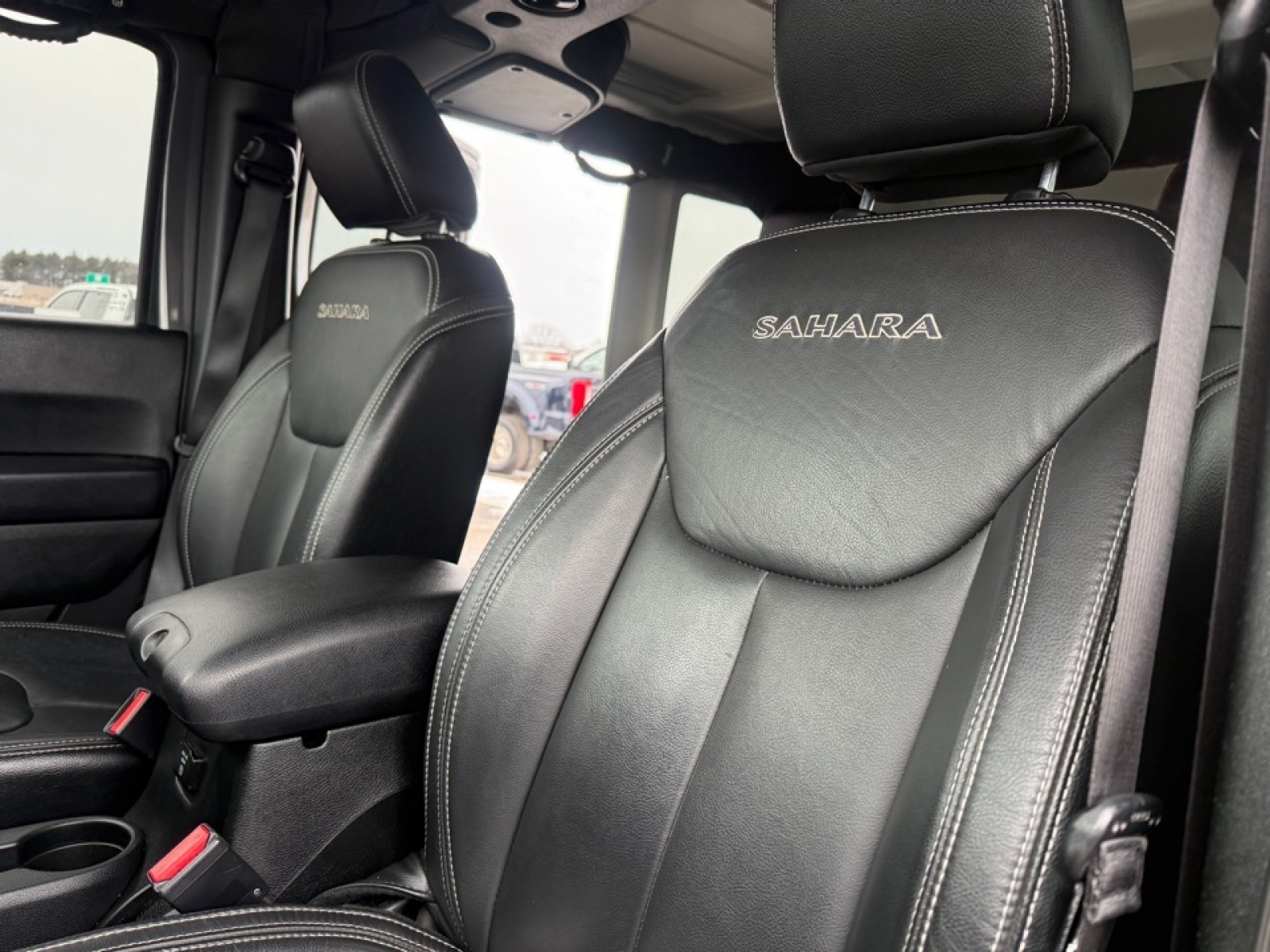 2018 Jeep Wrangler JK Unlimited Sahara, 39219, Photo