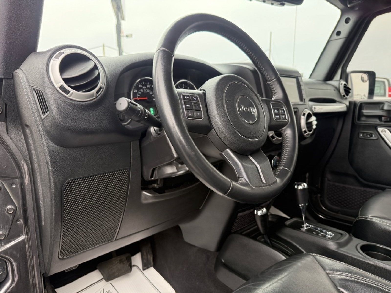 2018 Jeep Wrangler JK Unlimited Sahara, 39219, Photo