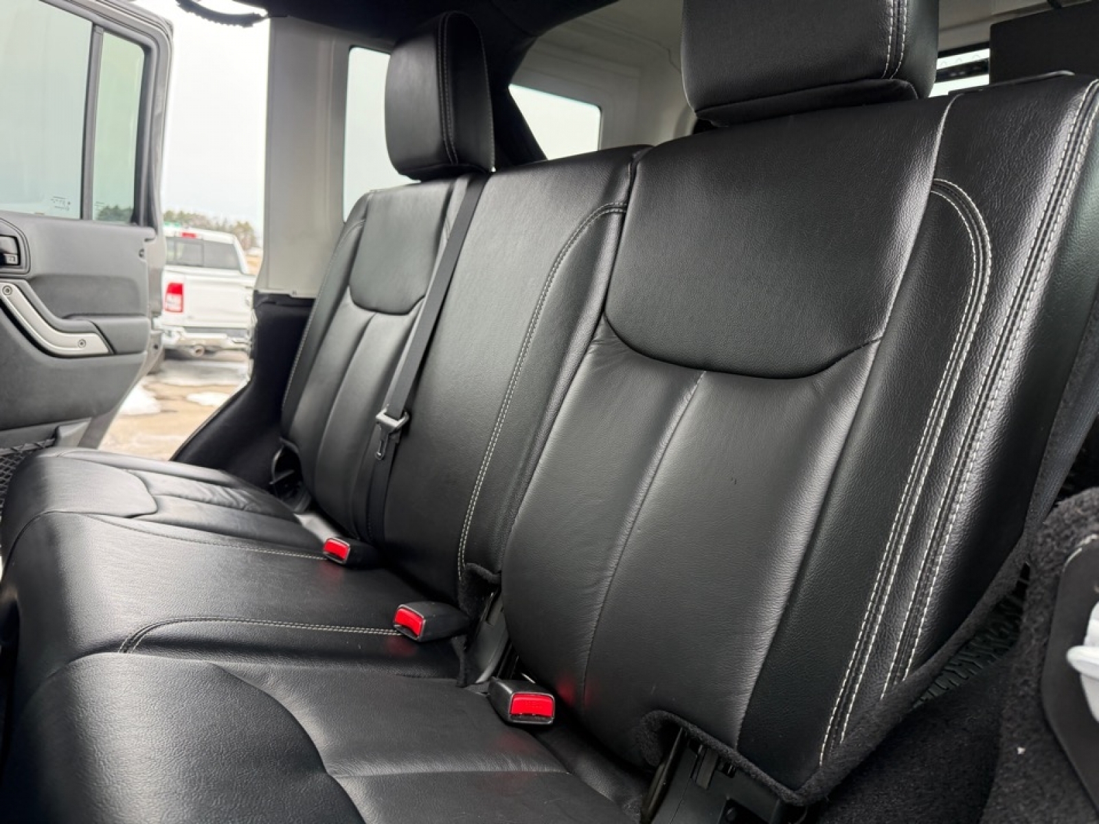 2018 Jeep Wrangler JK Unlimited Sahara, 39219, Photo