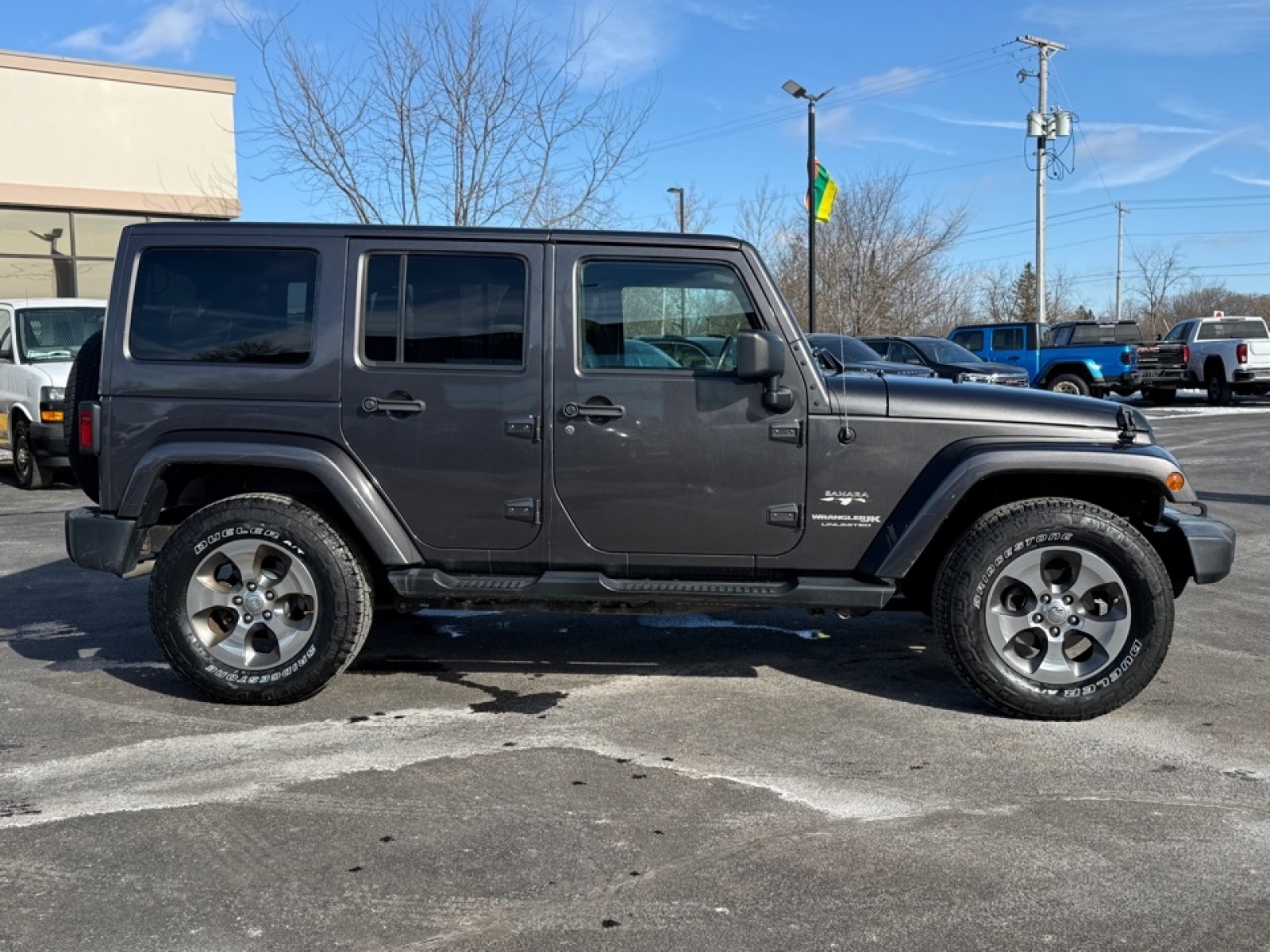 2018 Jeep Wrangler JK Unlimited Sahara, 39396, Photo