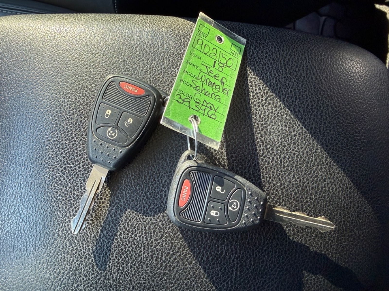 2018 Jeep Wrangler JK Unlimited Sahara, 39396, Photo