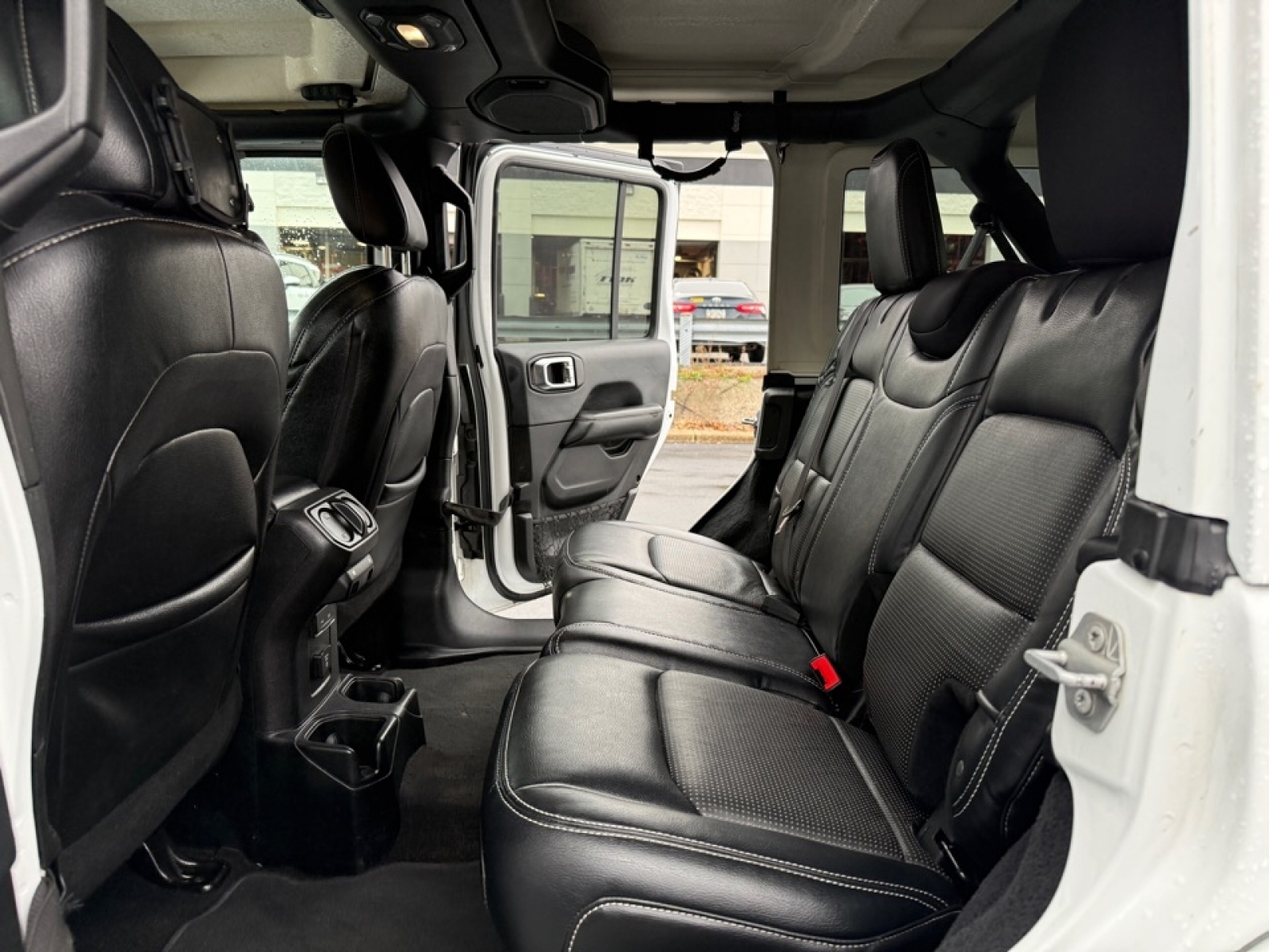 2018 Jeep Wrangler Unlimited Sahara, 38370A, Photo