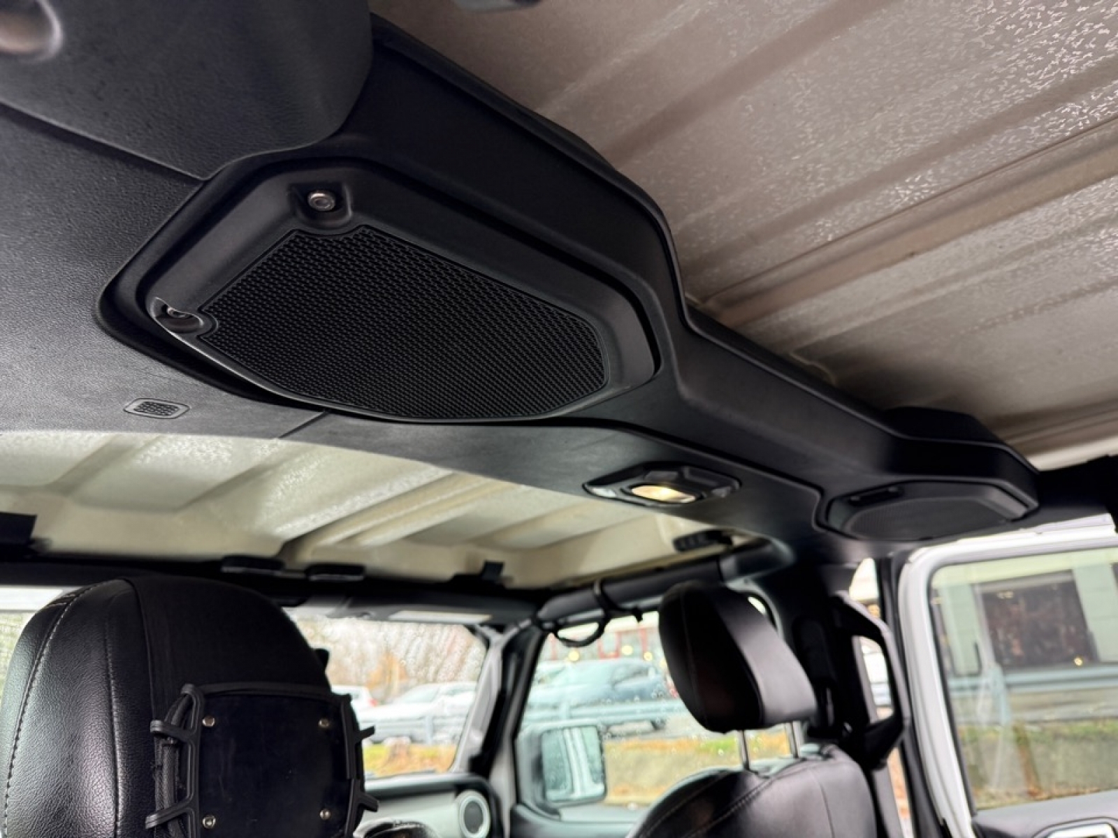 2018 Jeep Wrangler Unlimited Sahara, 38370A, Photo