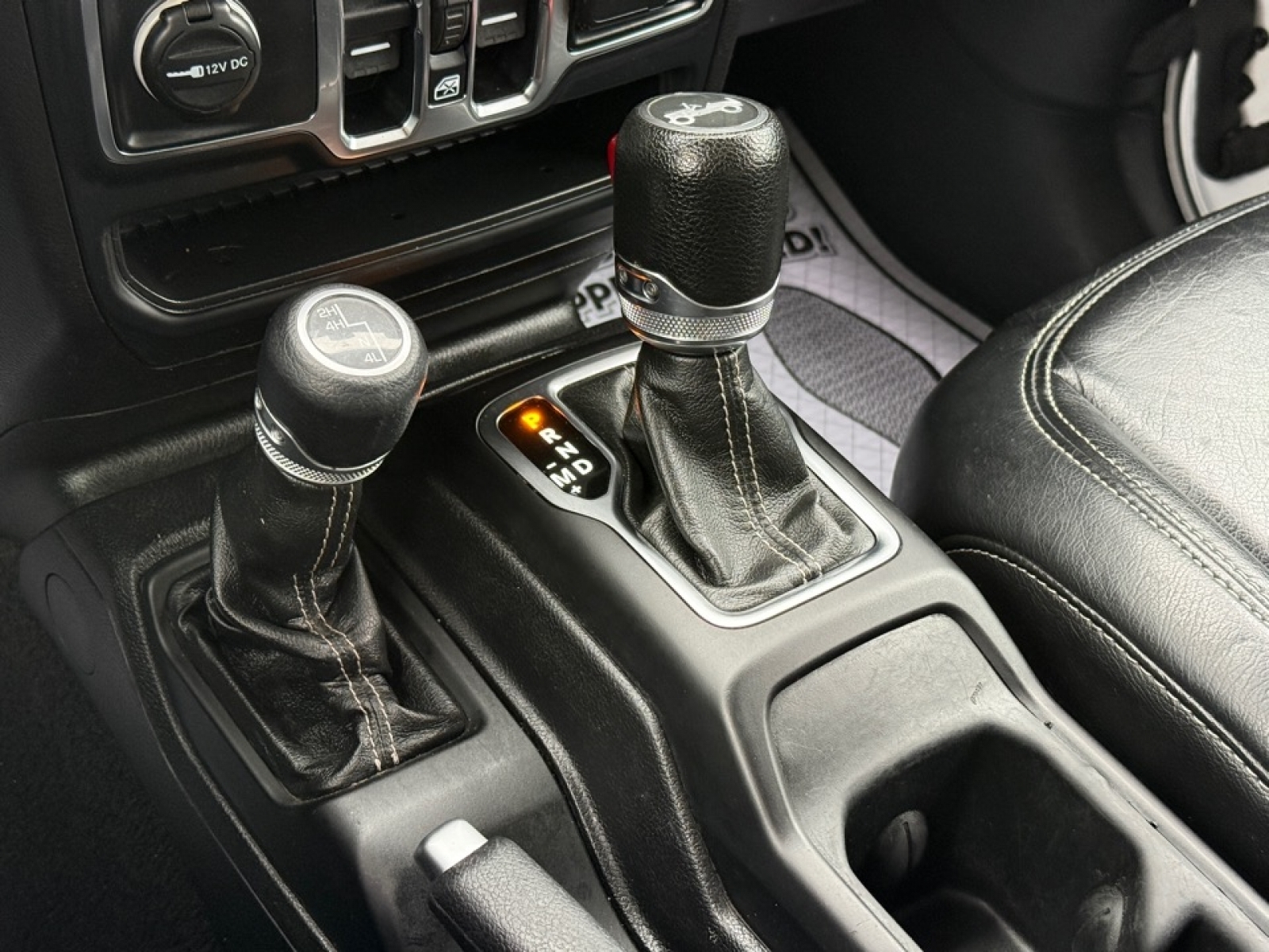 2018 Jeep Wrangler Unlimited Sahara, 38370A, Photo