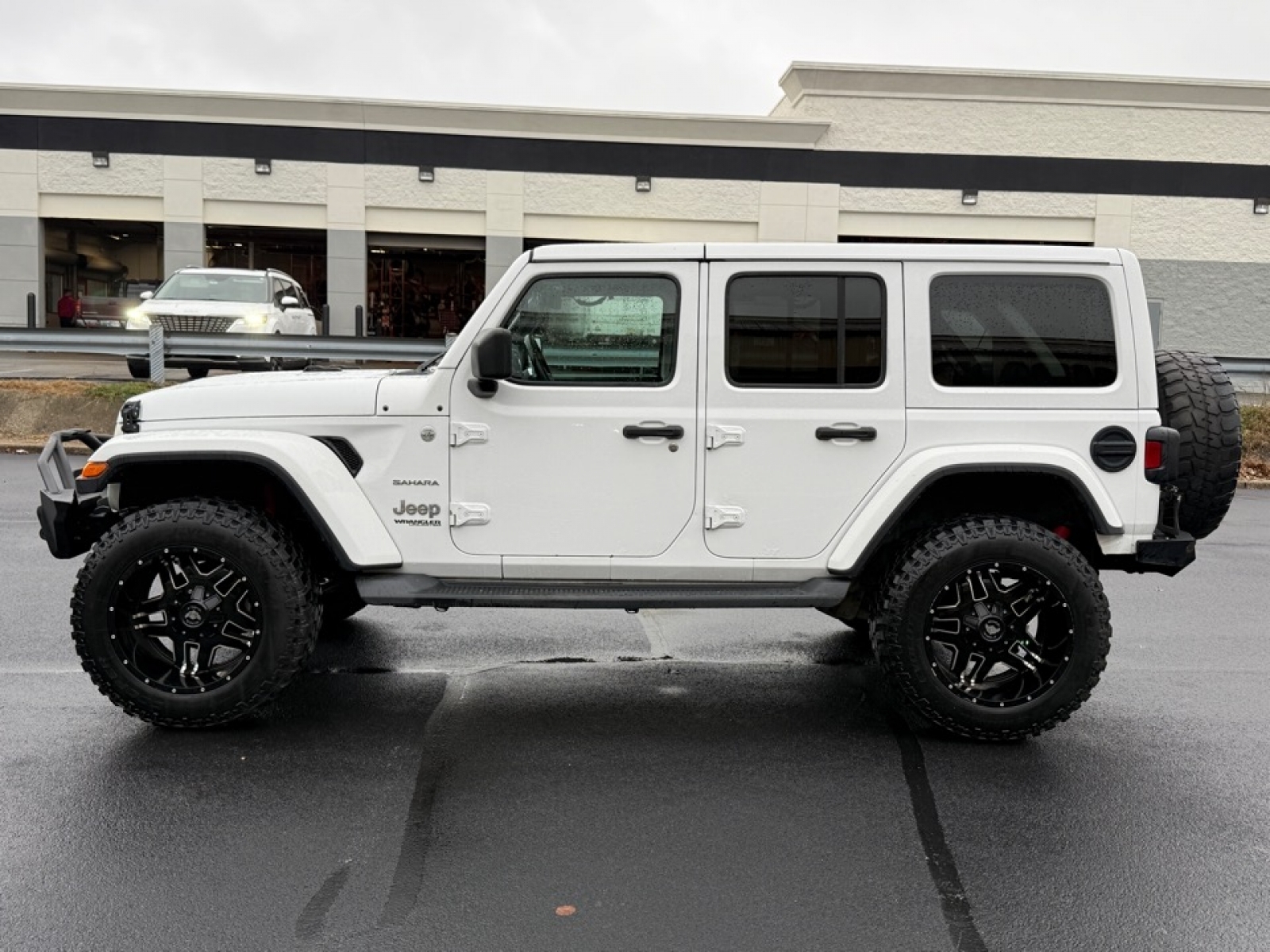 2018 Jeep Wrangler Unlimited Sahara, 38370A, Photo