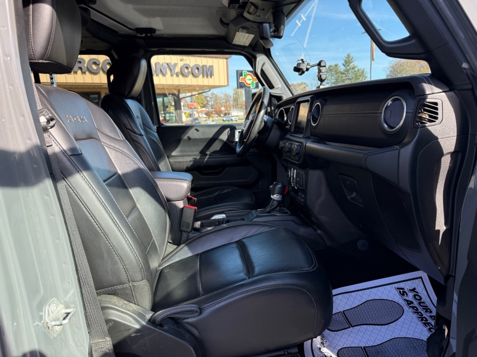 2018 Jeep Wrangler Unlimited Sahara, 38658A, Photo