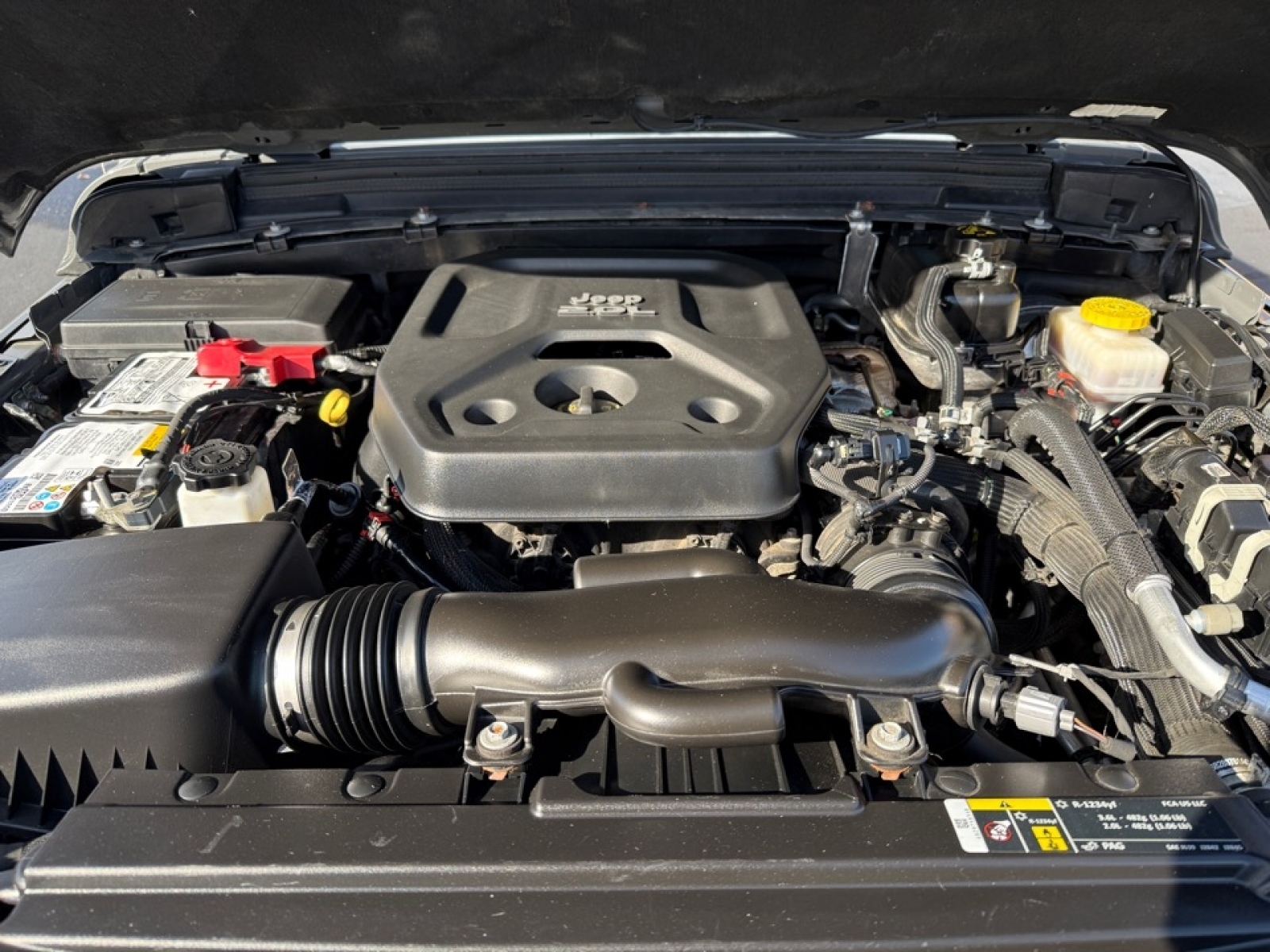 2018 Jeep Wrangler Unlimited Sahara, 38658A, Photo