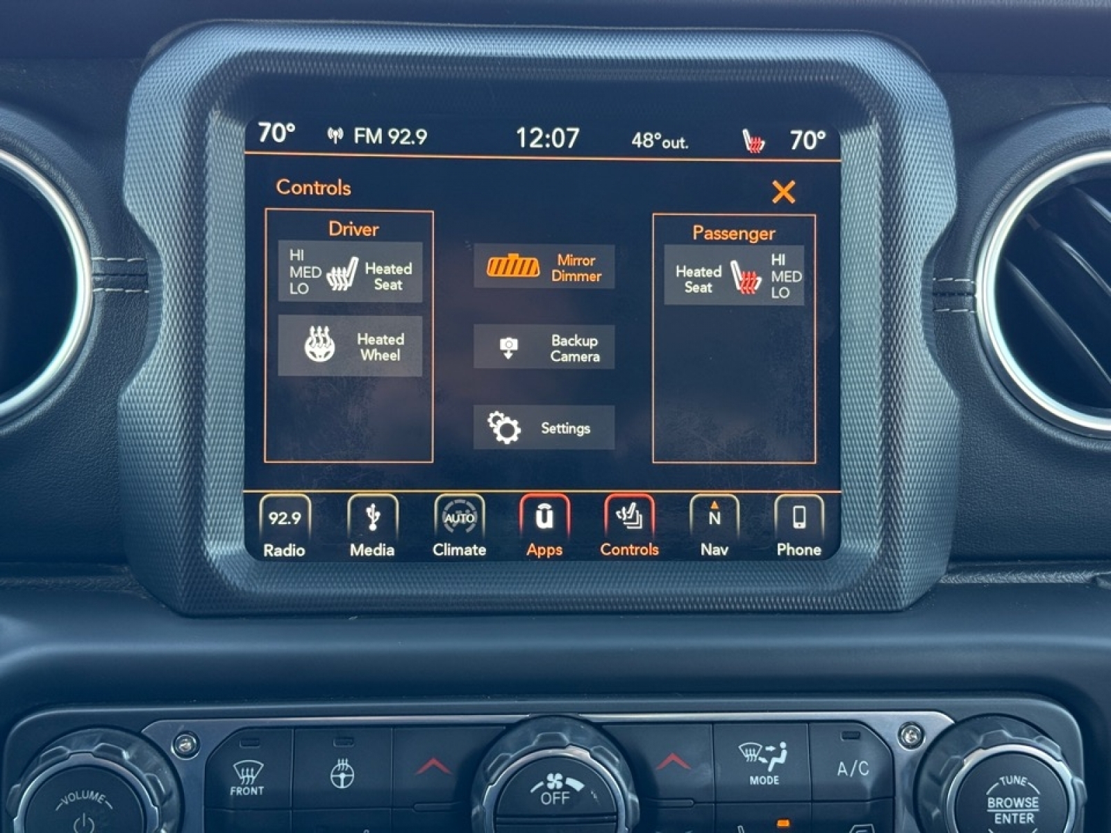 2018 Jeep Wrangler Unlimited Sahara, 38658A, Photo