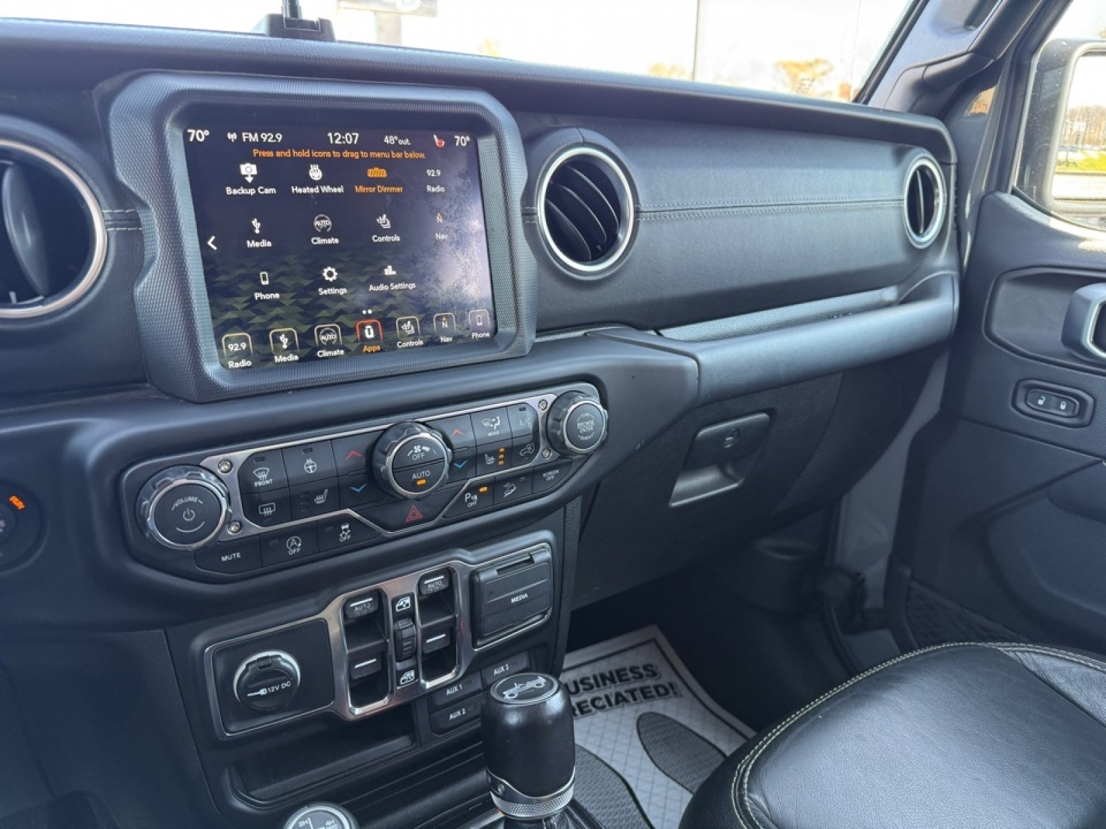 2018 Jeep Wrangler Unlimited Sahara, 38658A, Photo