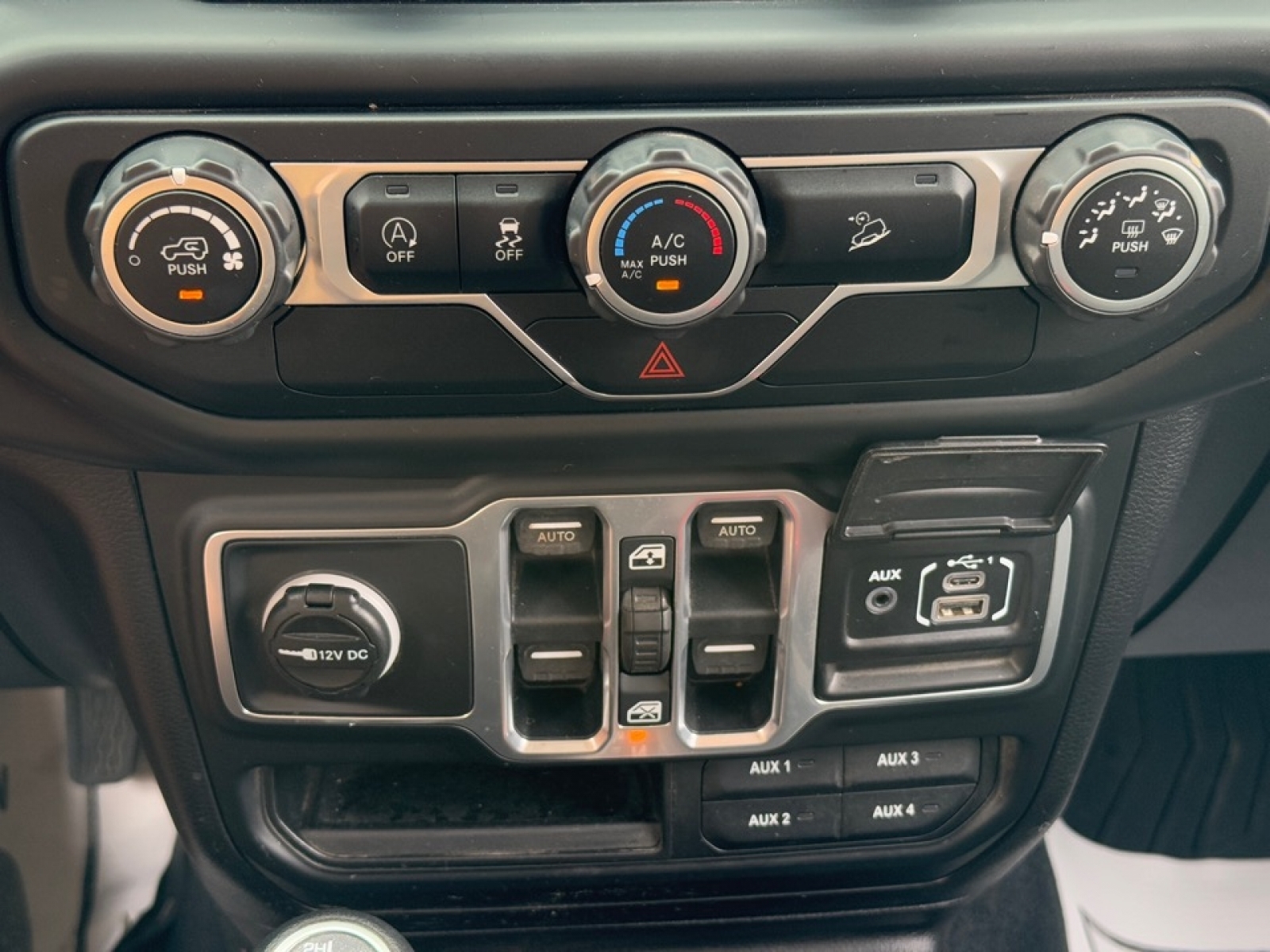 2018 Jeep Wrangler Unlimited Sport S 4x4, 38938A, Photo