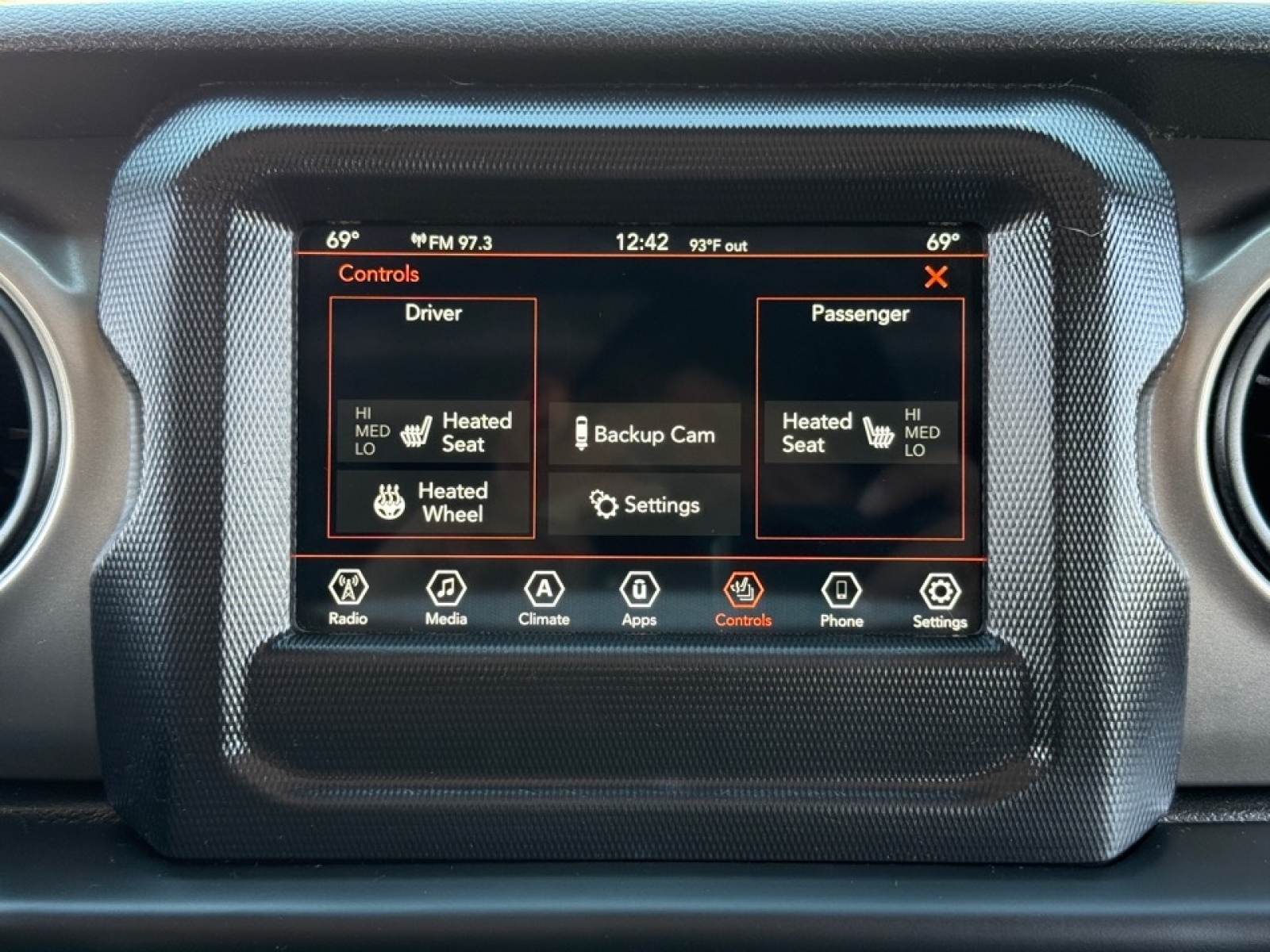 2018 Jeep Wrangler Unlimited Sport S 4x4, 38943, Photo