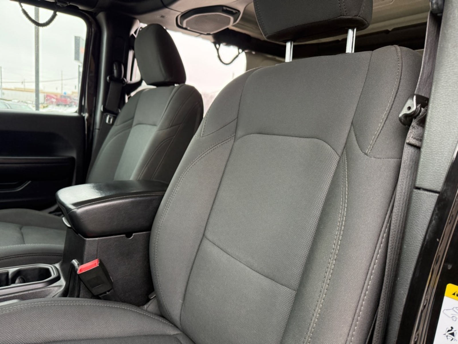 2018 Jeep Wrangler Unlimited Sport S 4x4, 39402, Photo