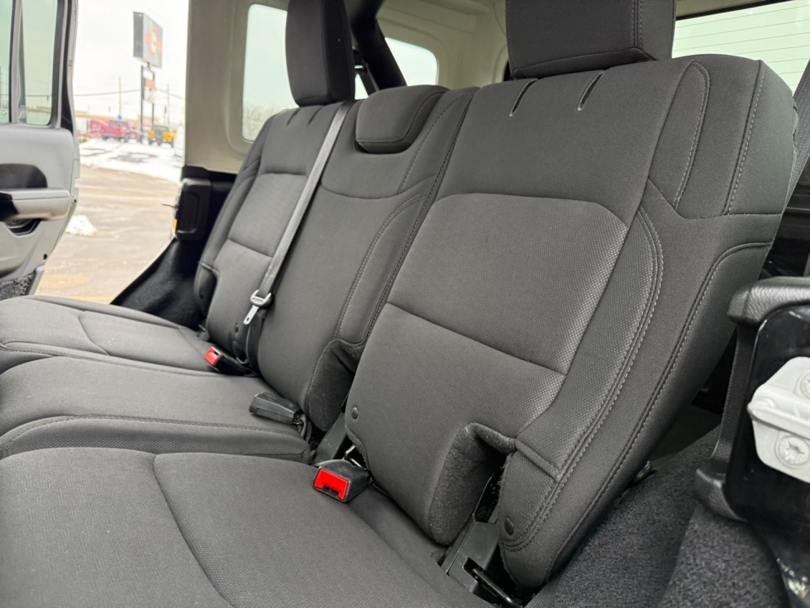 2018 Jeep Wrangler Unlimited Sport S 4x4, 39402, Photo