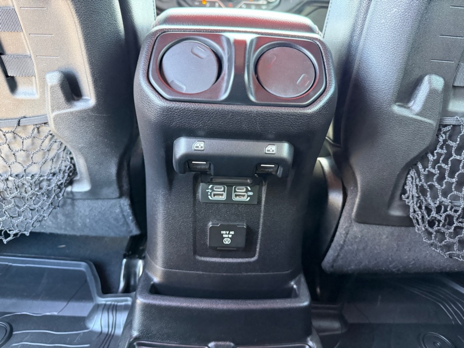 2018 Jeep Wrangler Unlimited Rubicon 4x4, 39569, Photo