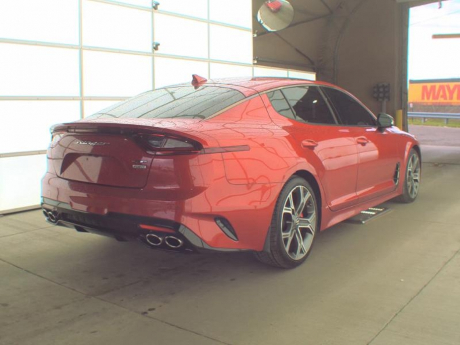 2018 Kia Stinger GT2, 39885, Photo