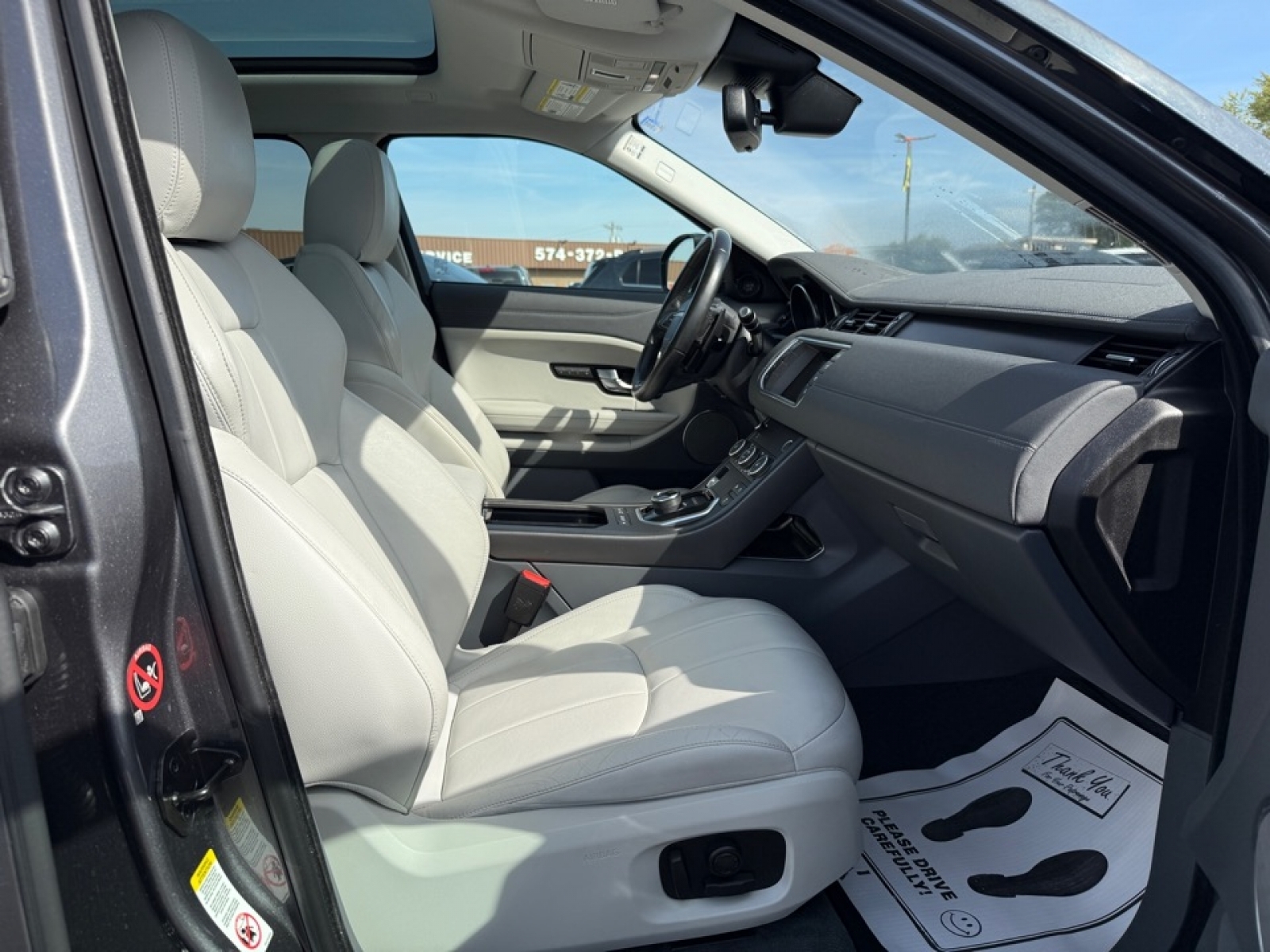 2018 Land Rover Range Rover Evoque SE, 38918, Photo