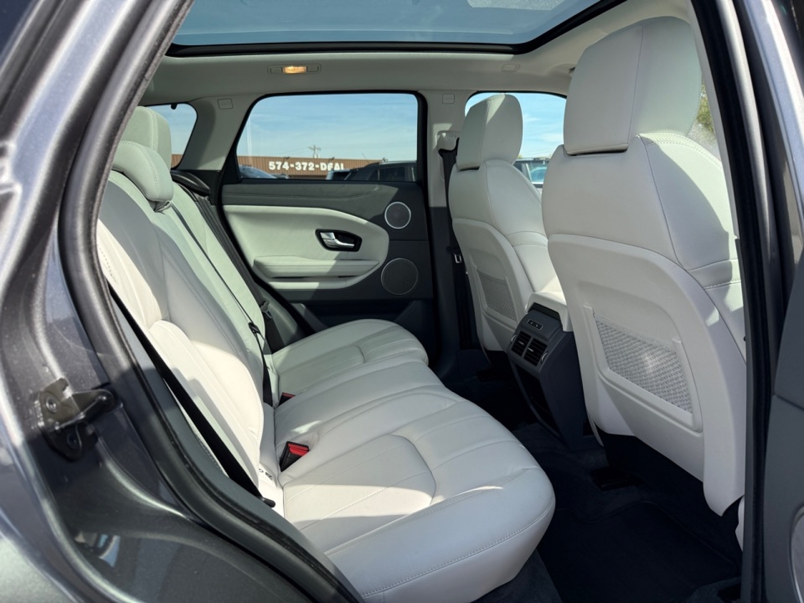 2018 Land Rover Range Rover Evoque SE, 38918, Photo