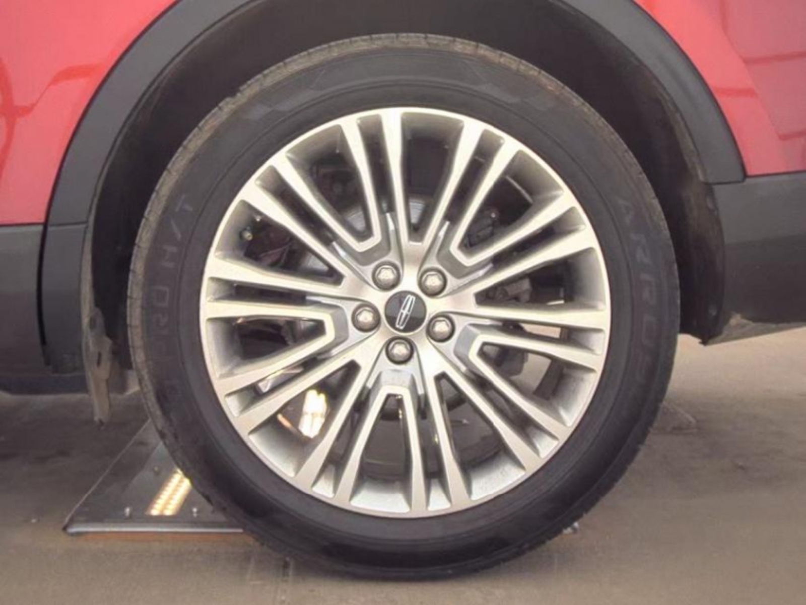2018 Lincoln MKX Reserve, 39735, Photo