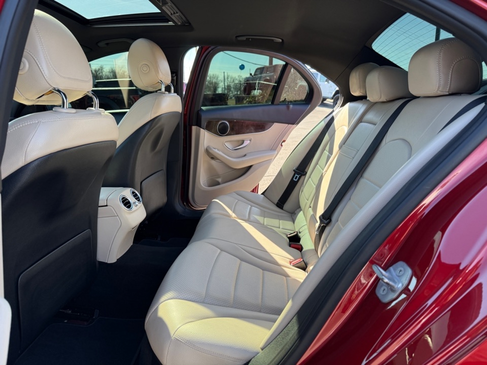 2018 Mercedes-Benz C 300 4MATIC, 39535, Photo