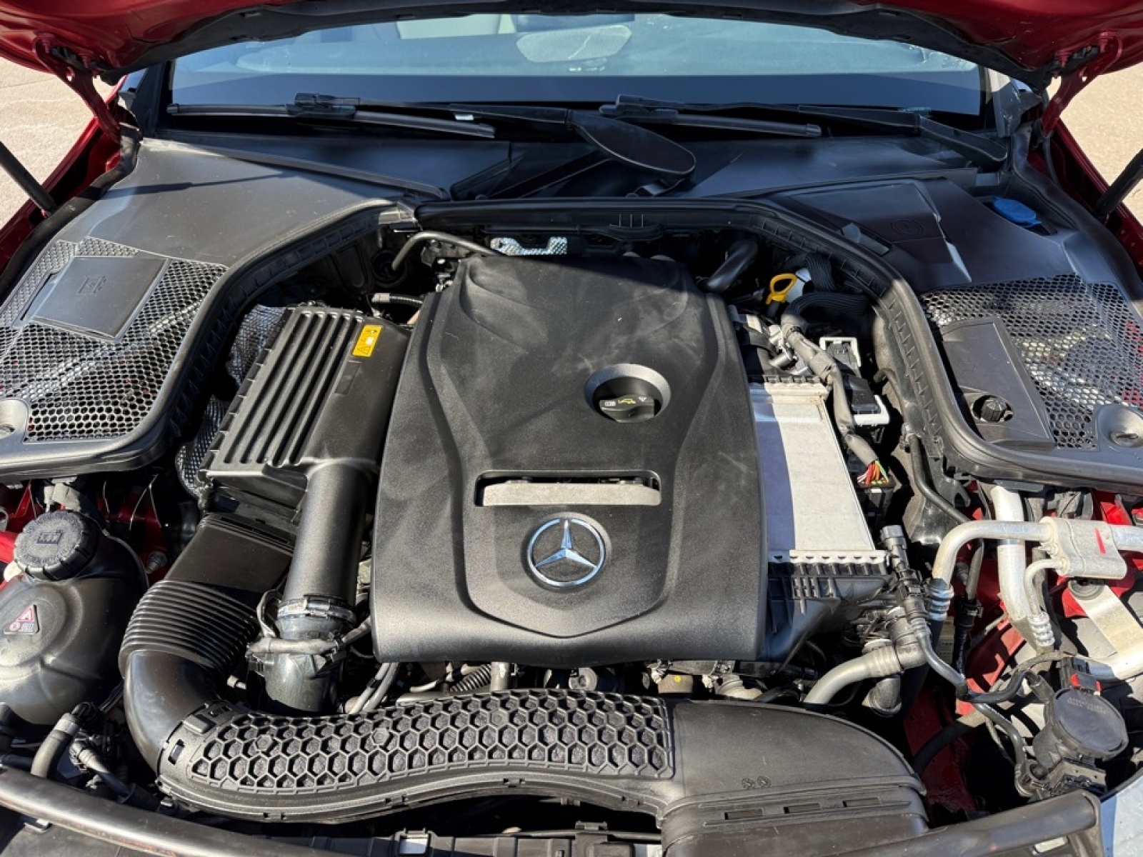 2018 Mercedes-Benz C 300 4MATIC, 39535, Photo