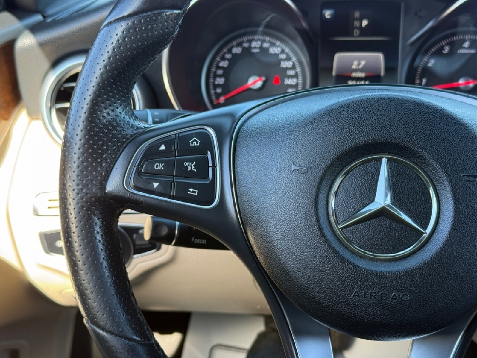 2018 Mercedes-Benz C 300 4MATIC, 39535, Photo