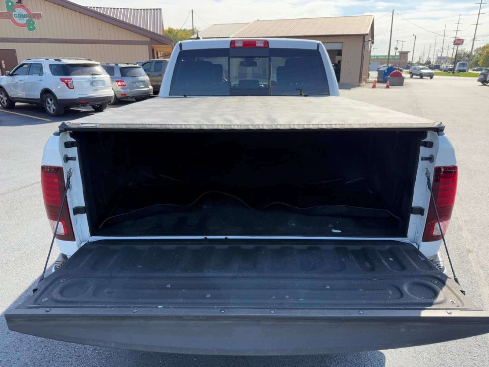 2018 Ram 1500 Sport, 39069, Photo