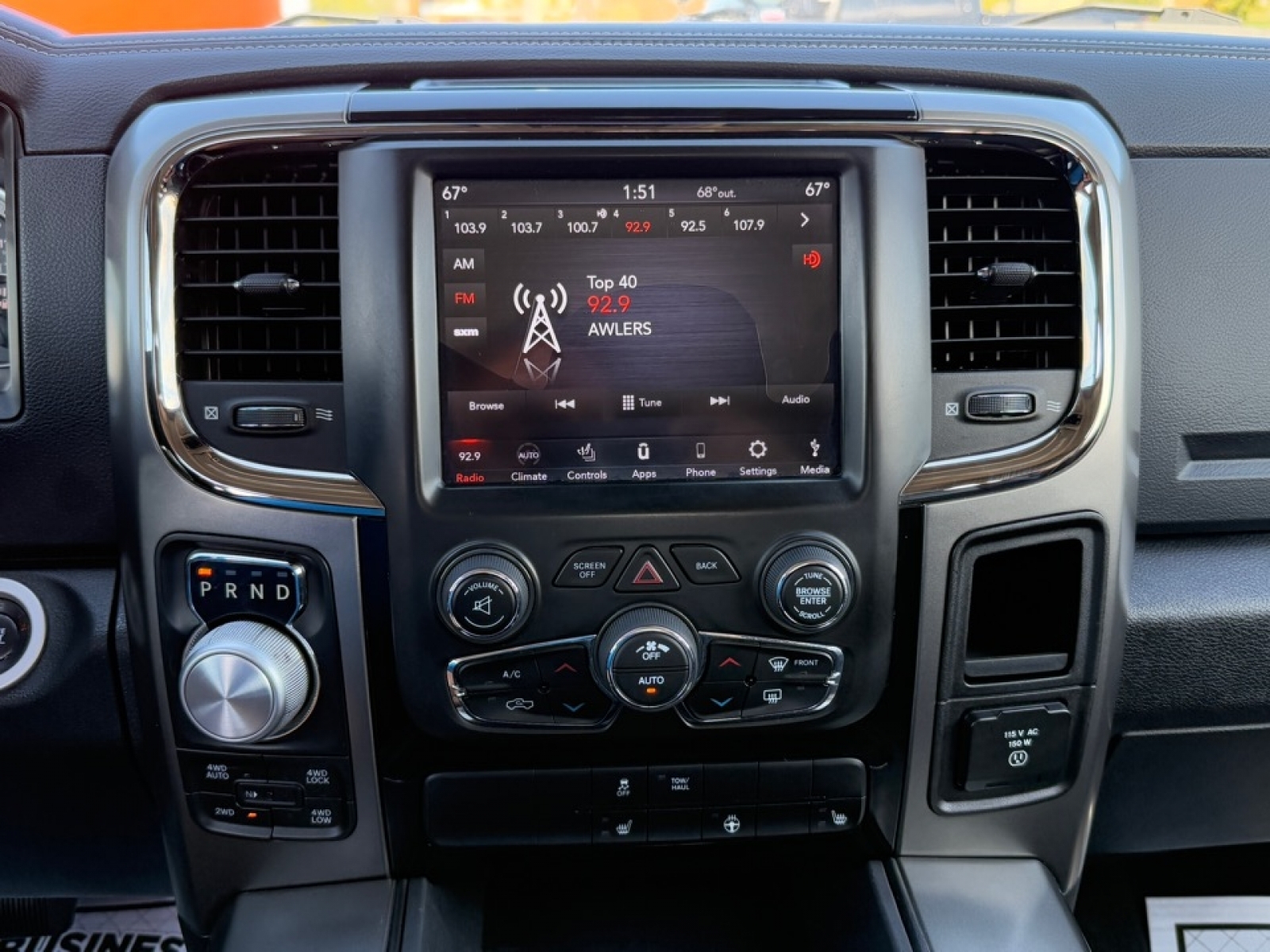2018 Ram 1500 Sport, 39069, Photo