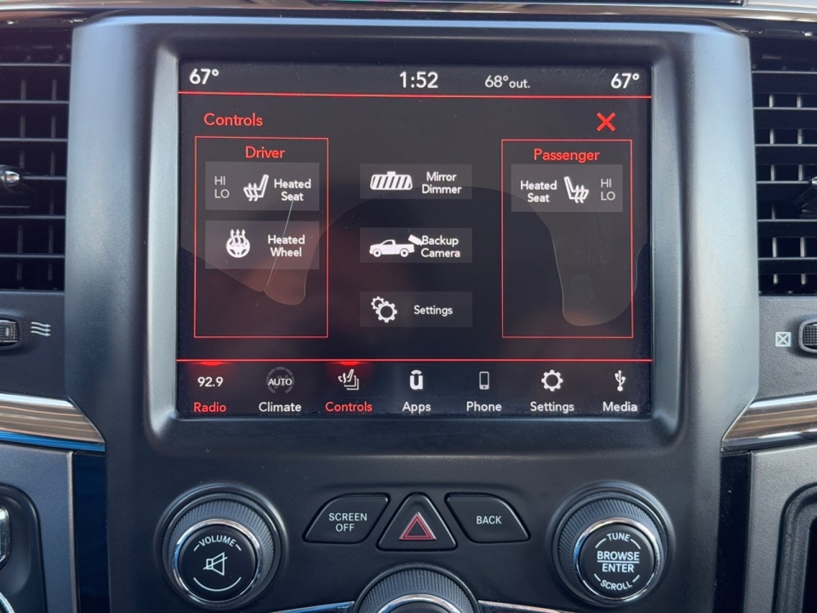 2018 Ram 1500 Sport, 39069, Photo