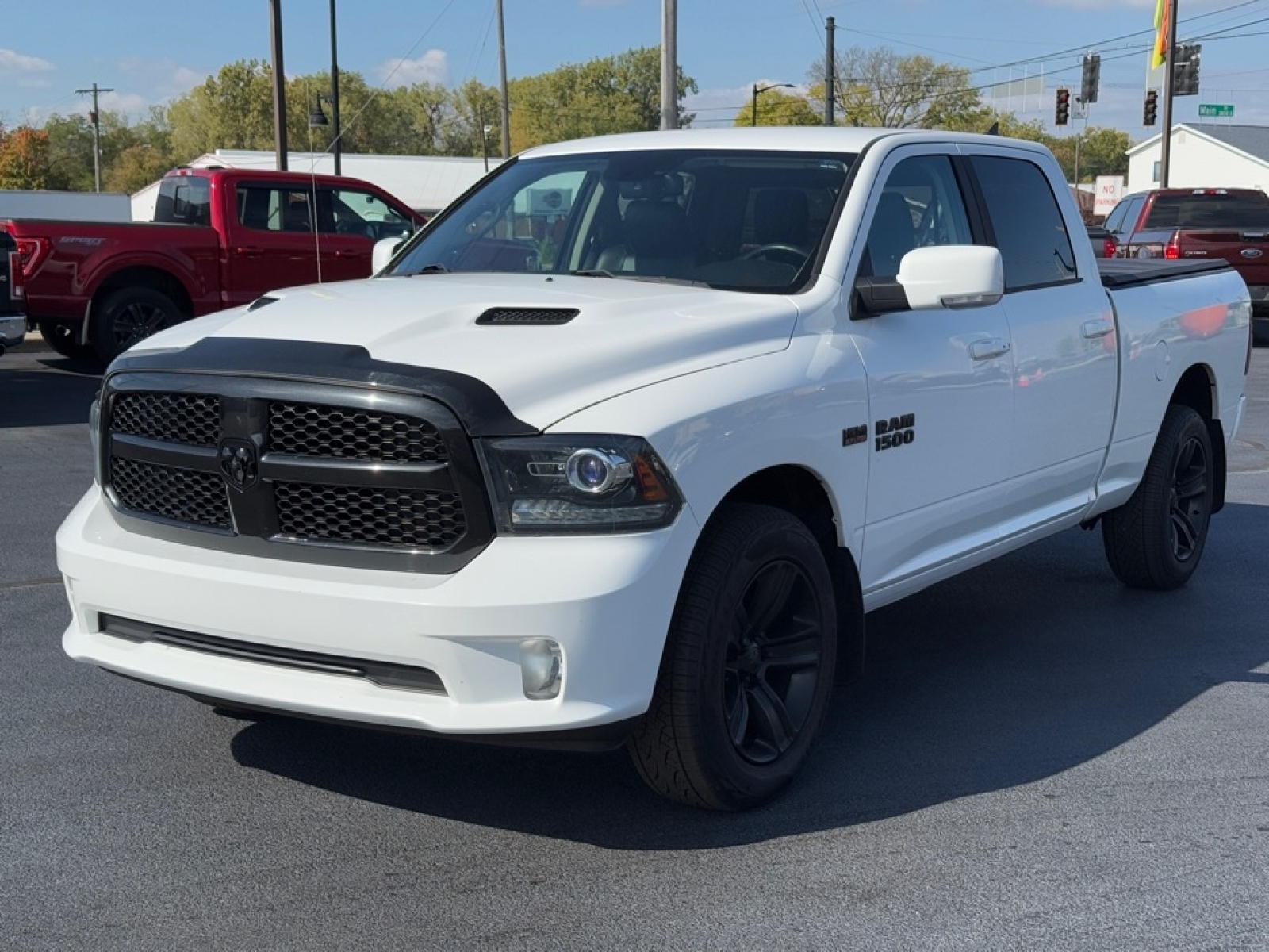 2018 Ram 1500 Sport, 39069, Photo
