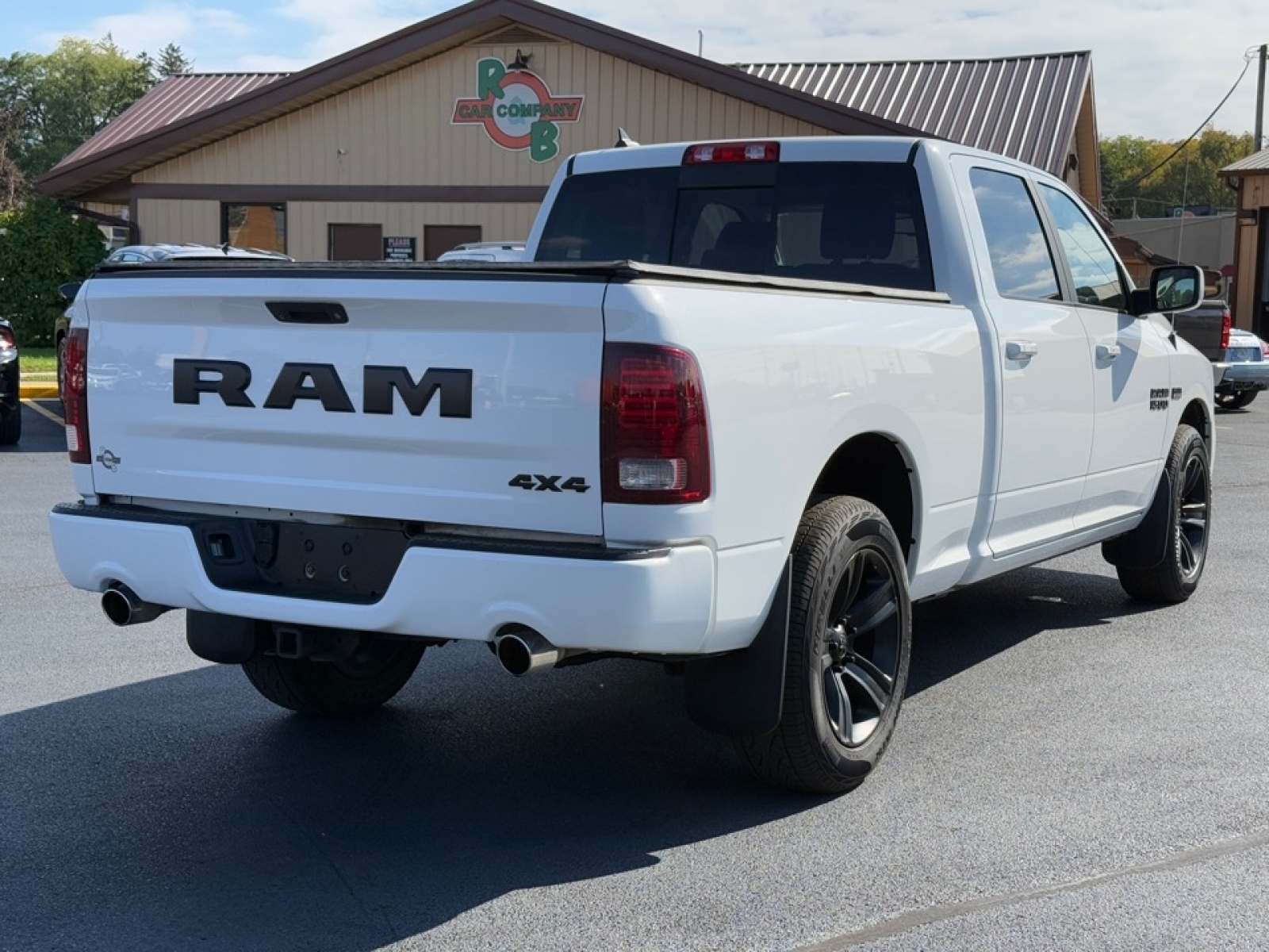 2018 Ram 1500 Sport, 39069, Photo