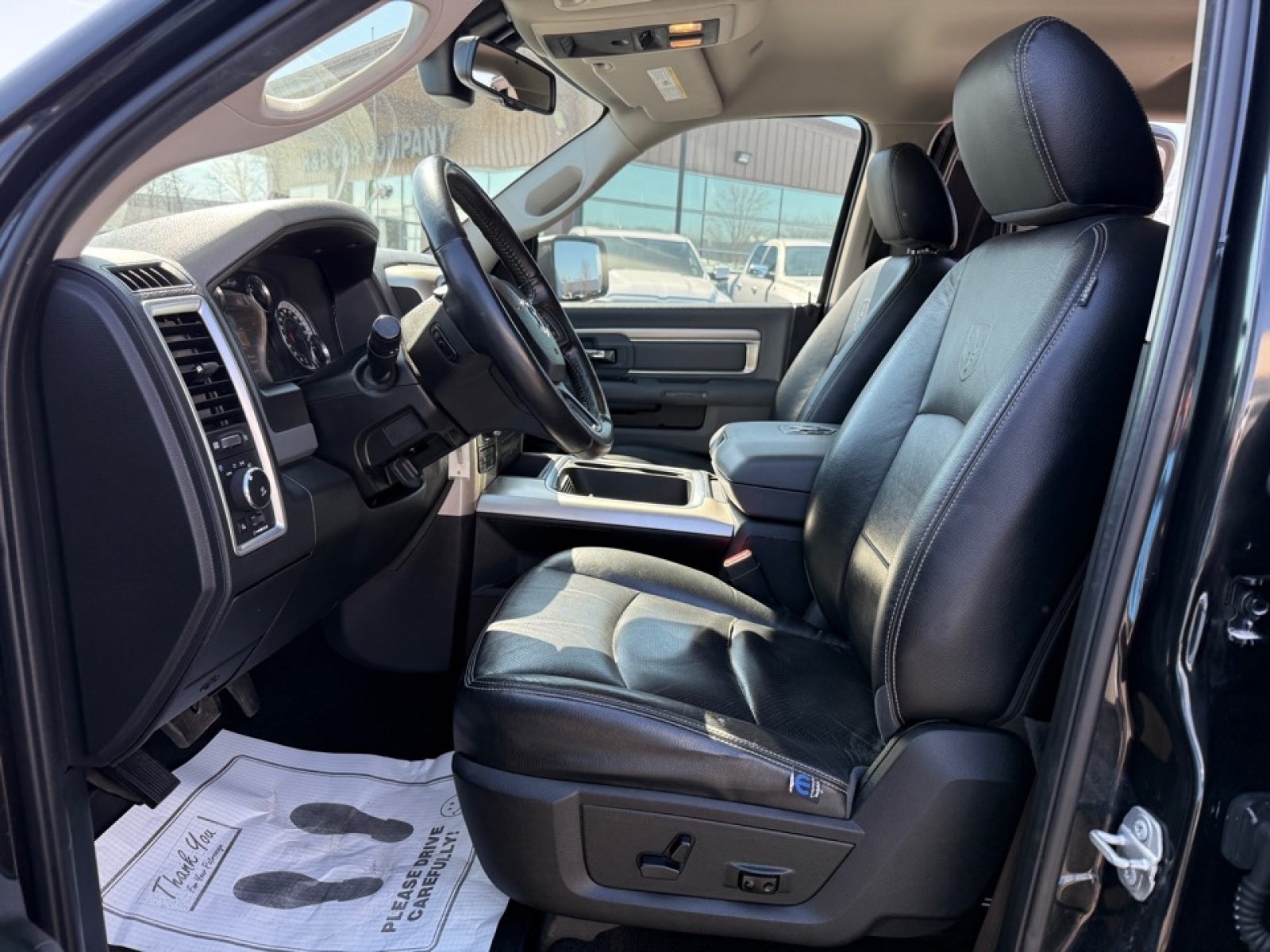 2018 Ram 1500 SLT, 39632, Photo
