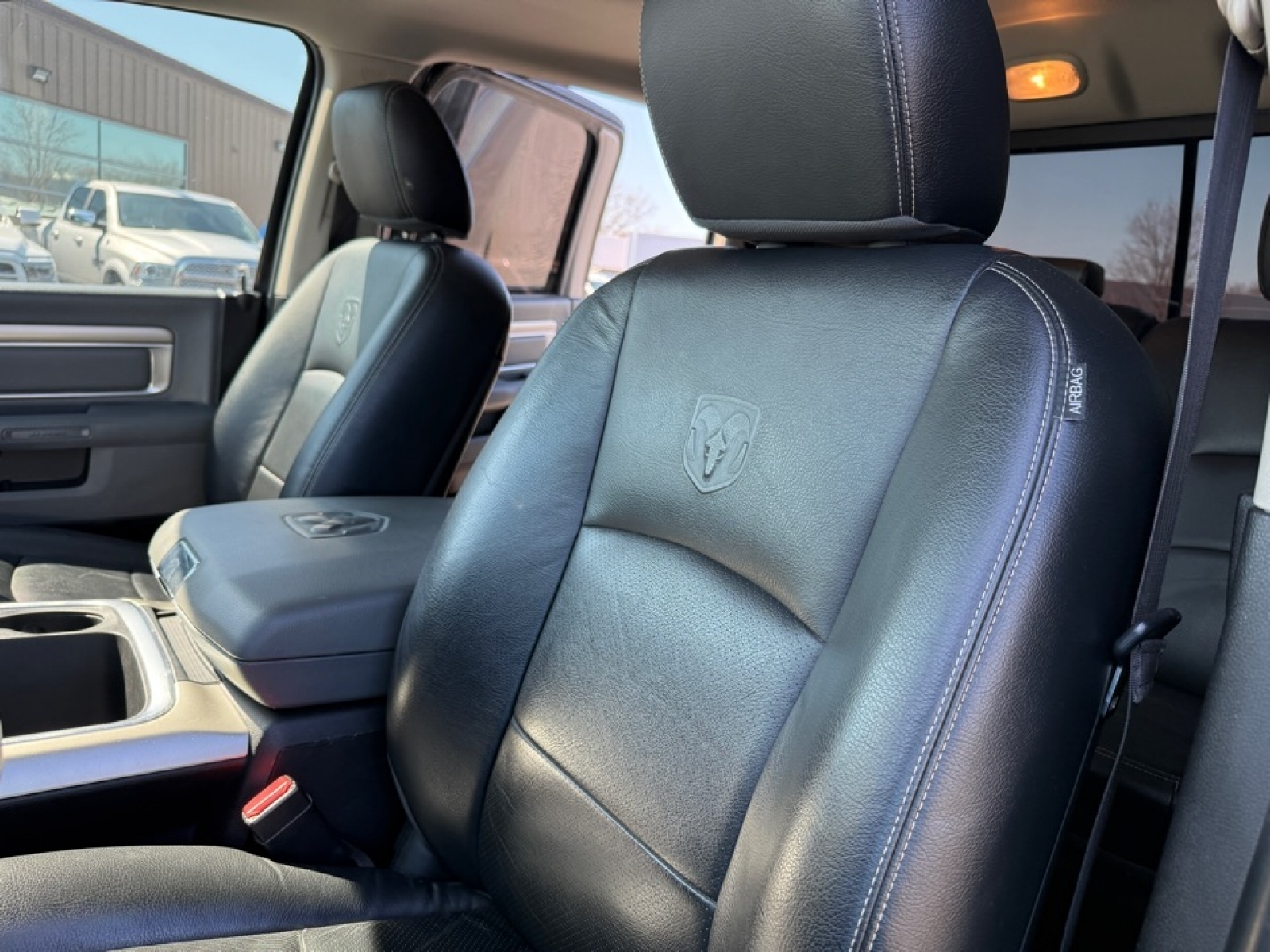 2018 Ram 1500 SLT, 39632, Photo