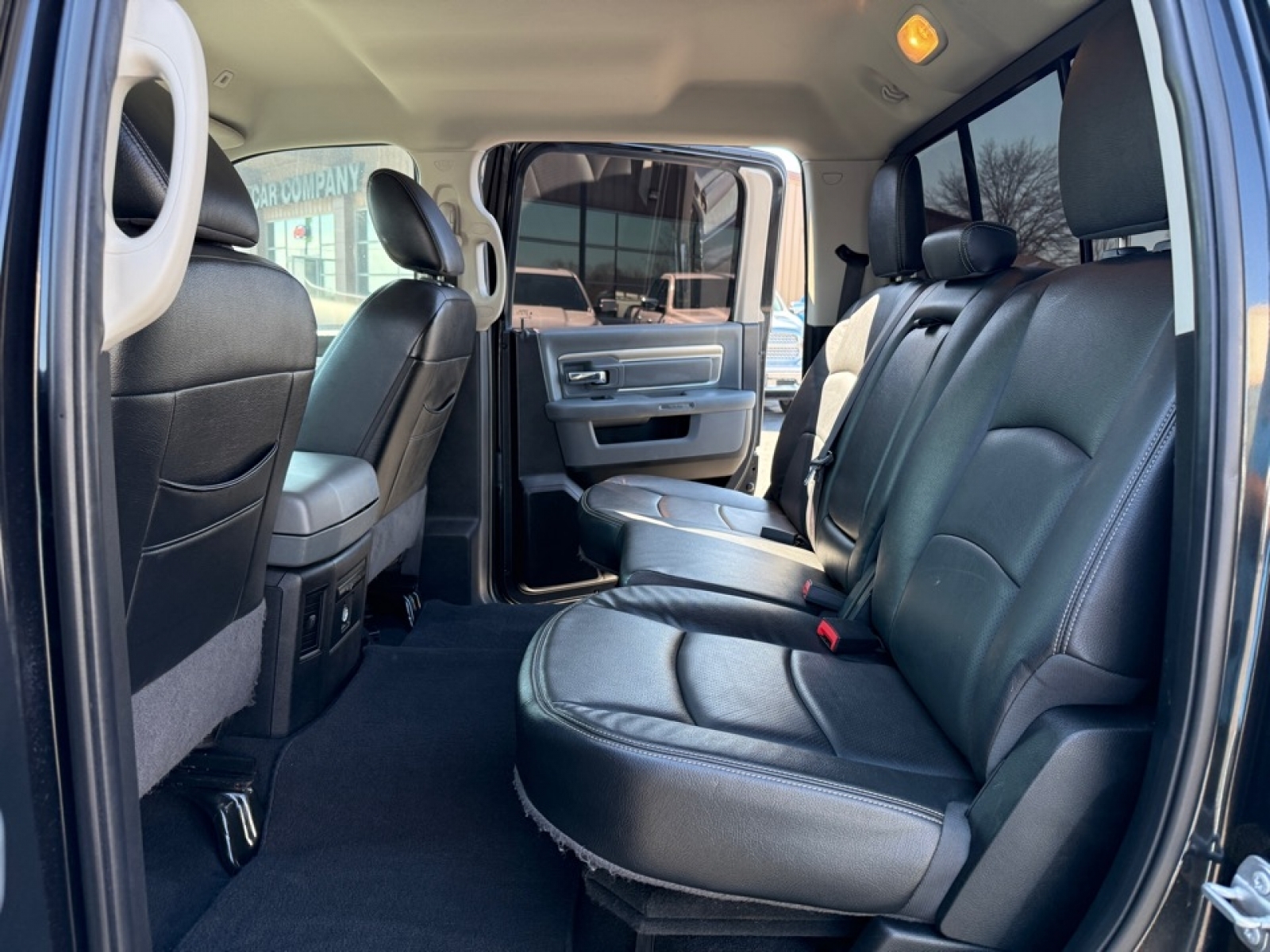 2018 Ram 1500 SLT, 39632, Photo