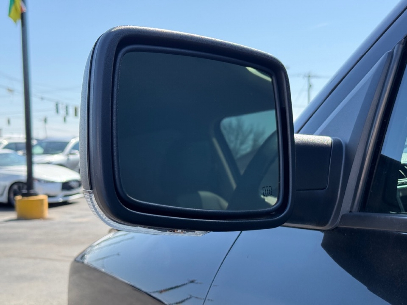 2018 Ram 1500 SLT, 39632, Photo