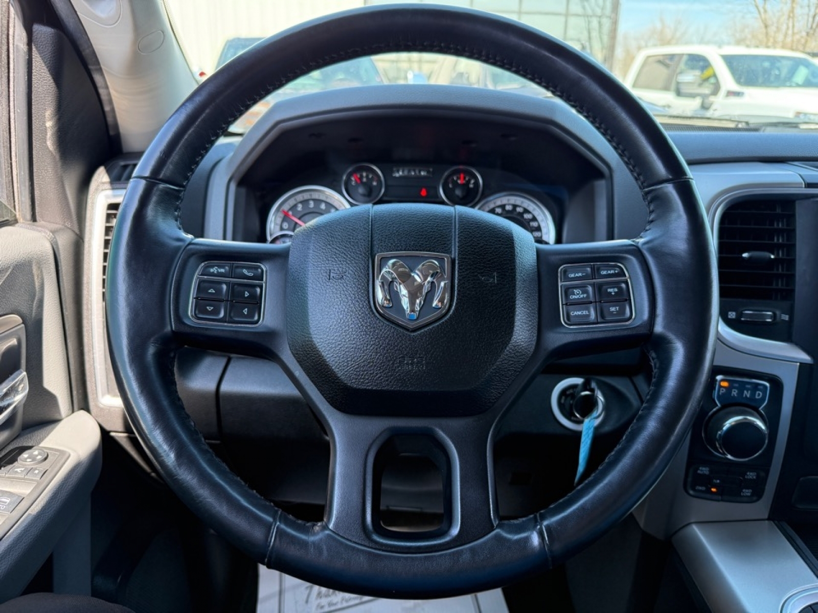 2018 Ram 1500 SLT, 39632, Photo