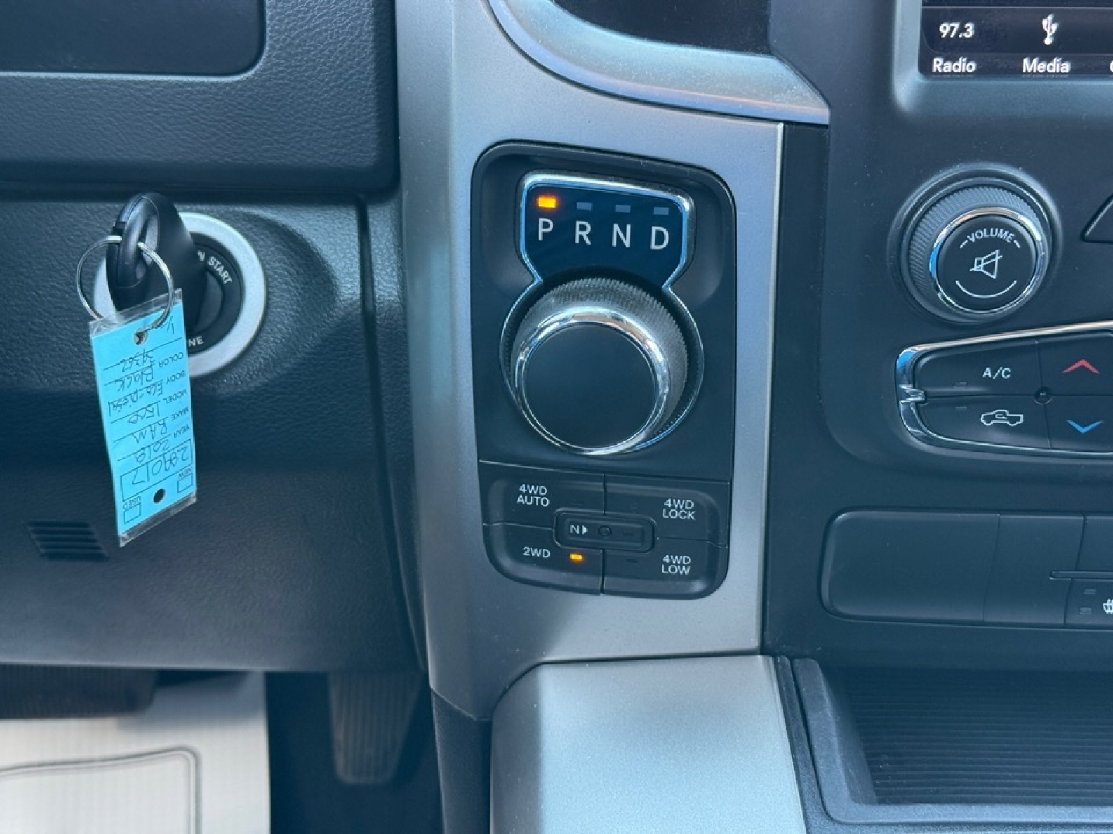 2018 Ram 1500 SLT, 39632, Photo