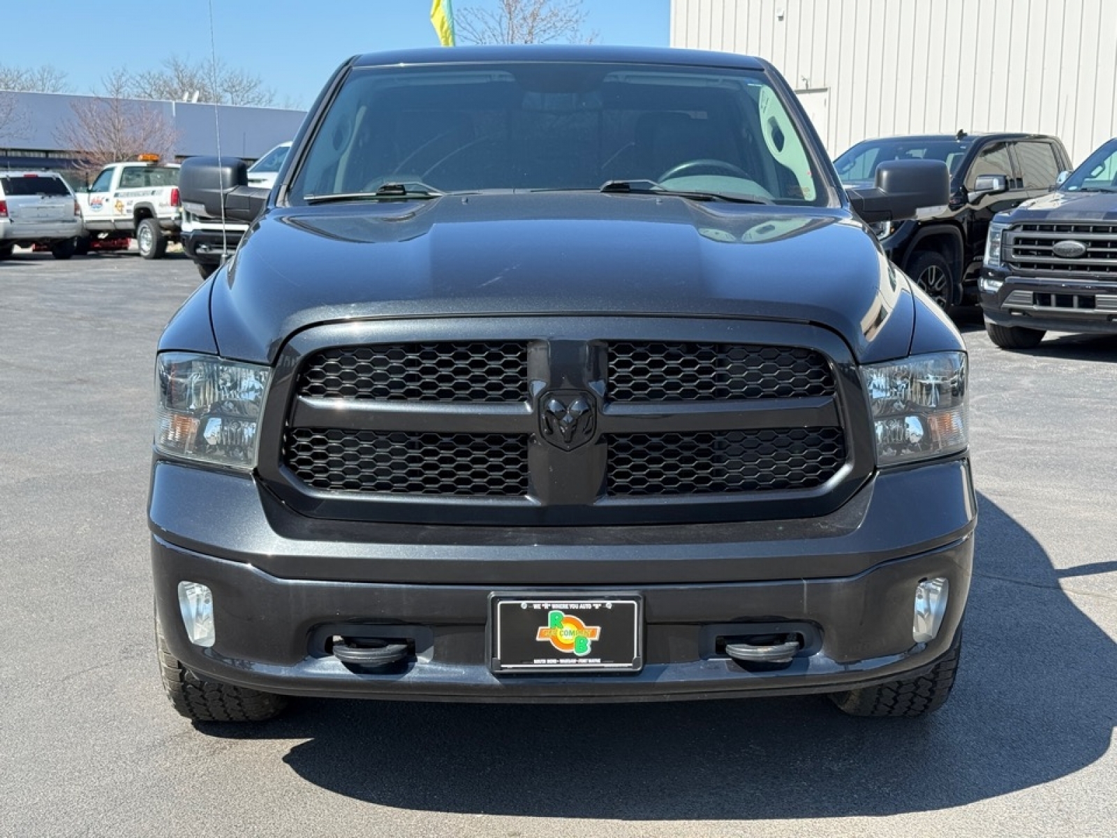 2018 Ram 1500 SLT, 39632, Photo