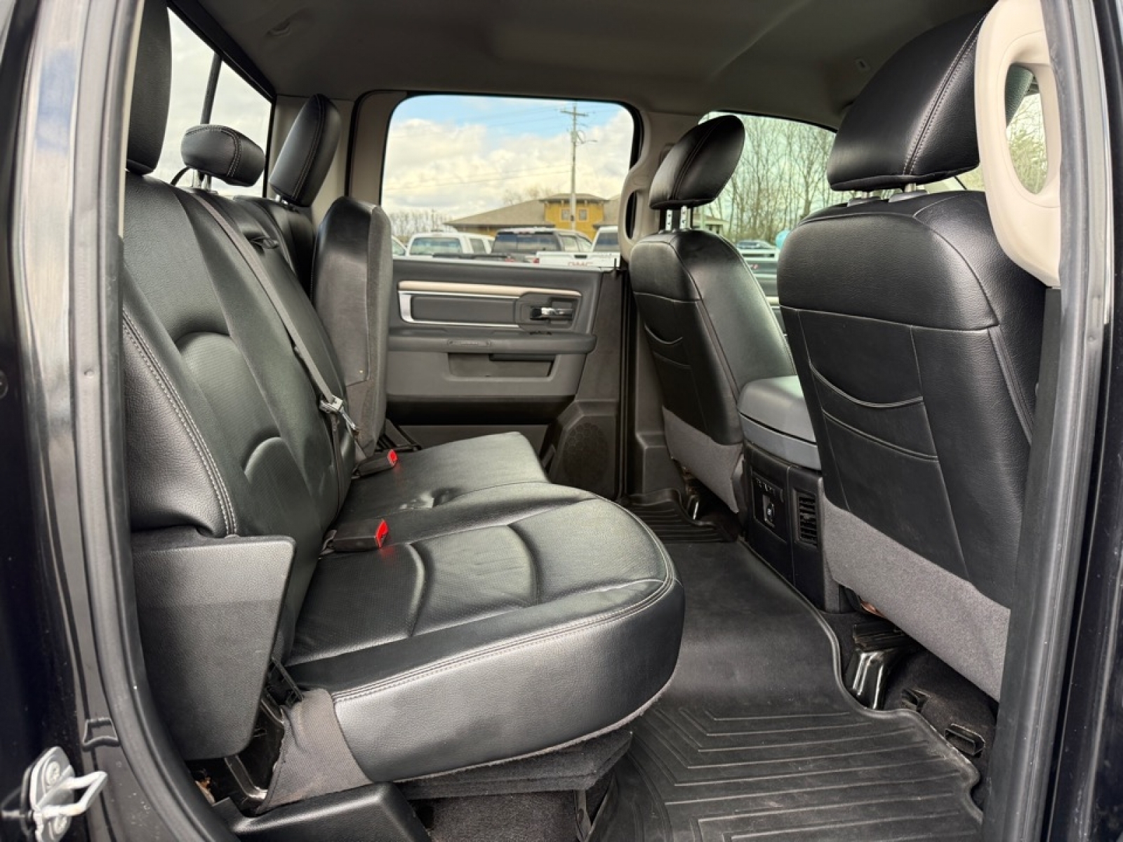 2018 Ram 1500 SLT, 39717, Photo